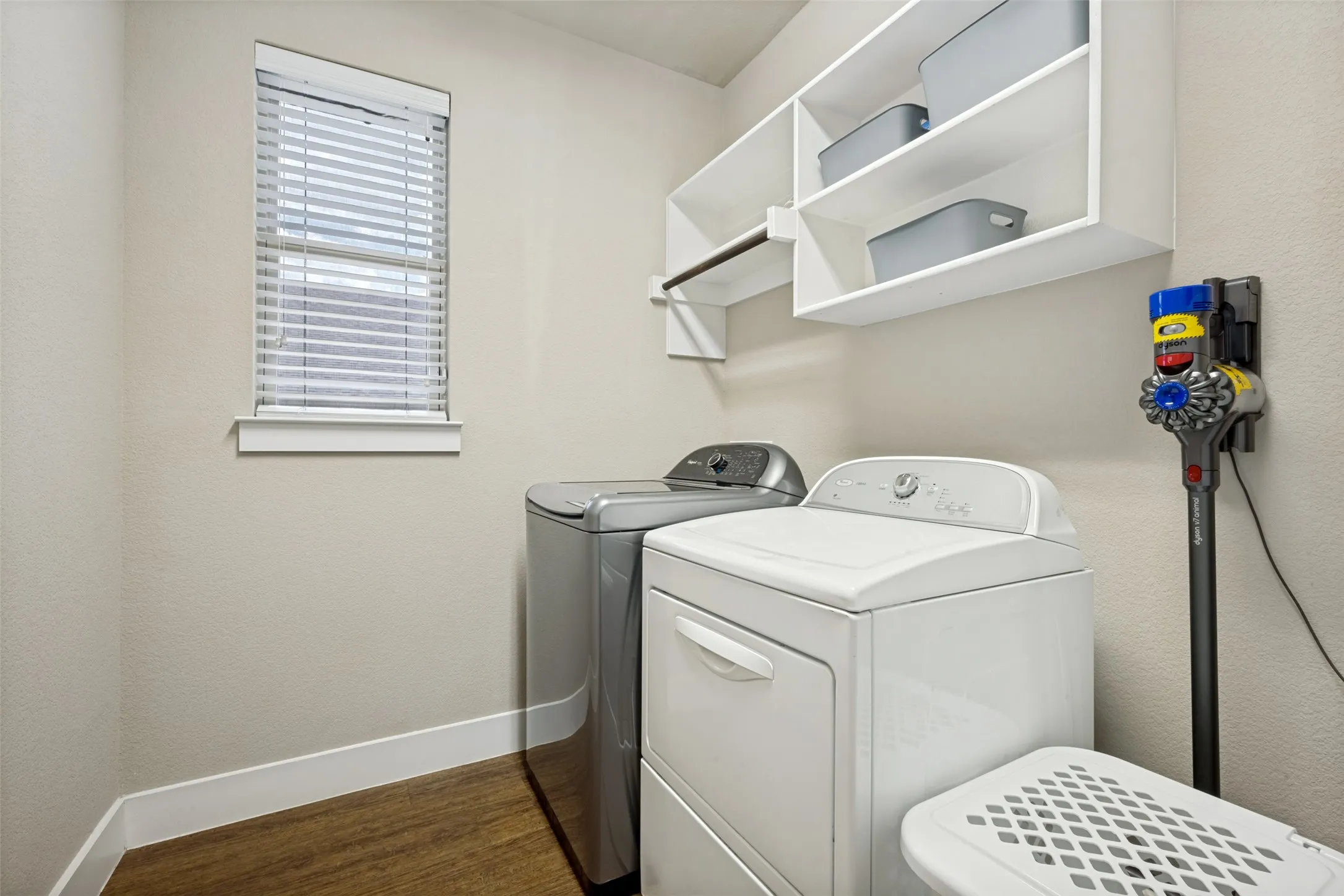 Single Family Residence For Sale in Denton County , 23 Kramer Lane, Sanger, Texas 76266, 3 Bedroom, 2 Bathroom, 2 Garage spaces, 2,039 Sqft, built in 2016, mls#21375458, Real Estate Agent in Sanger, Homes For Sale in Denton county, Homes For Sale in Sanger, Realtor in Sanger Texas, Real Estate Brokerage Independent Realty Texas, Luminita Cordes Realtor