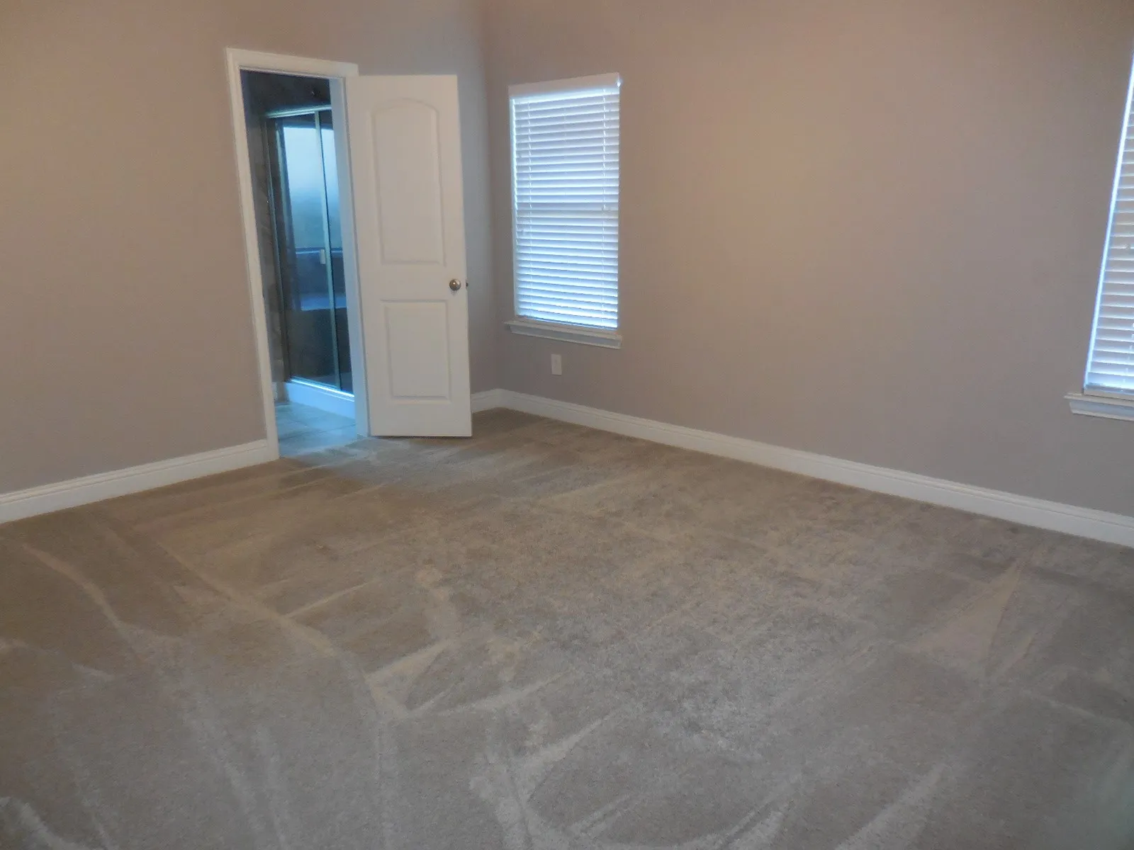 Single Family Residence For Rent in Hunt County , 7840 Ashwood Drive, Greenville, Texas 75402, 3 Bedroom, 2 Bathroom, 2 Garage spaces, 1,673 Sqft, built in 2021, mls#21377462, Real Estate Agent in Greenville, Homes For Rent in Hunt county, Homes For Rent in Greenville, Realtor in Greenville Texas, Real Estate Brokerage Independent Realty Texas, Luminita Cordes Realtor