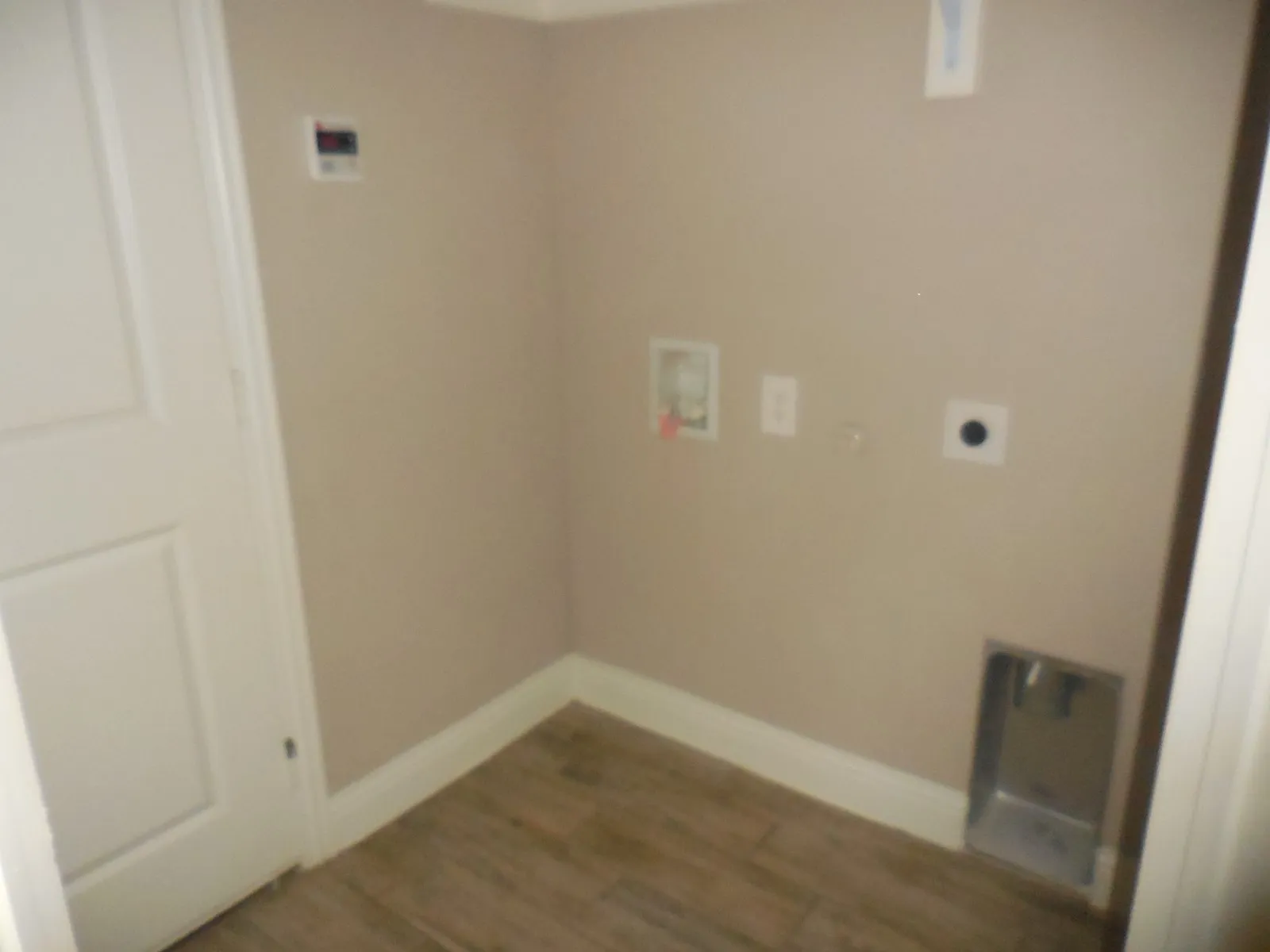 Single Family Residence For Rent in Hunt County , 7840 Ashwood Drive, Greenville, Texas 75402, 3 Bedroom, 2 Bathroom, 2 Garage spaces, 1,673 Sqft, built in 2021, mls#21377462, Real Estate Agent in Greenville, Homes For Rent in Hunt county, Homes For Rent in Greenville, Realtor in Greenville Texas, Real Estate Brokerage Independent Realty Texas, Luminita Cordes Realtor