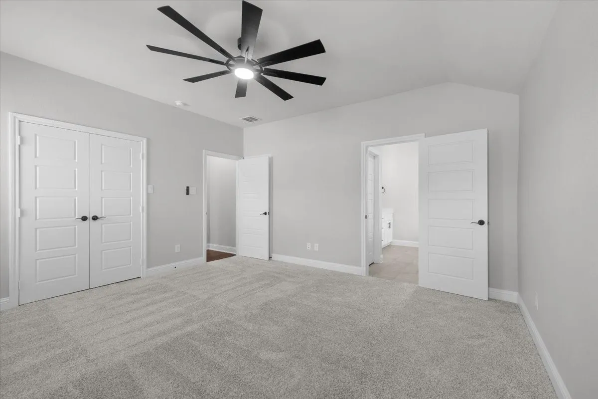 Single Family Residence For Sale in Tarrant County , 6924 Talon Bluff Drive, Fort Worth, Texas 76179, 3 Bedroom, 2 Bathroom, 2 Garage spaces, 1,889 Sqft, built in 2020, mls#21376830, Real Estate Agent in Fort Worth, Homes For Sale in Tarrant county, Homes For Sale in Fort Worth, Realtor in Fort Worth Texas, Real Estate Brokerage Independent Realty Texas, Luminita Cordes Realtor