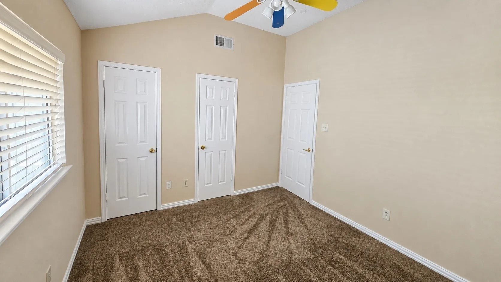 Single Family Residence For Rent in Collin County , 3704 Ballet Court, Plano, Texas 75023, 3 Bedroom, 3 Bathroom, 2 Garage spaces, 1,919 Sqft, built in 1992, mls#21377459, Real Estate Agent in Plano, Homes For Rent in Collin county, Homes For Rent in Plano, Realtor in Plano Texas, Real Estate Brokerage Independent Realty Texas, Luminita Cordes Realtor