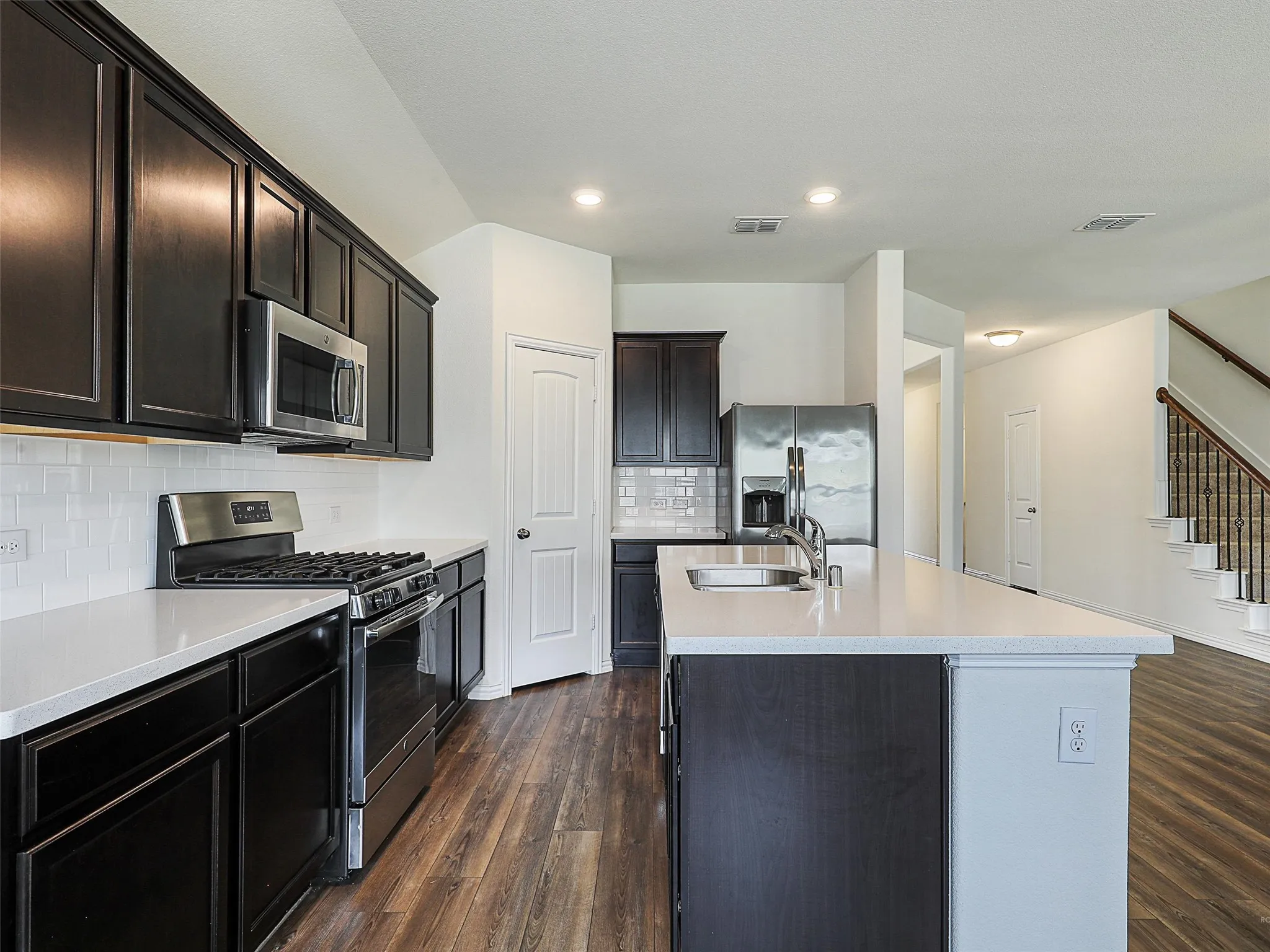 Kitchen with plenty of cabinets and counter space
