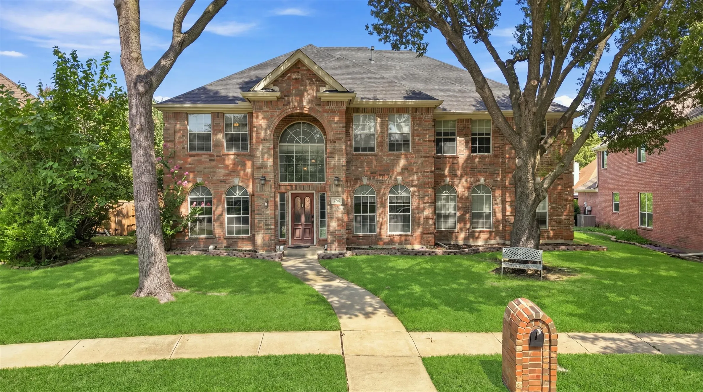 Single Family Residence For Sale in Collin County , 7416 Casper Drive, Plano, Texas 75025, 5 Bedroom, 4 Bathroom, 3 Garage spaces, 4,175 Sqft, built in 1991, mls#21370062, Real Estate Agent in Plano, Homes For Sale in Collin county, Homes For Sale in Plano, Realtor in Plano Texas, Real Estate Brokerage Independent Realty Texas, Luminita Cordes Realtor