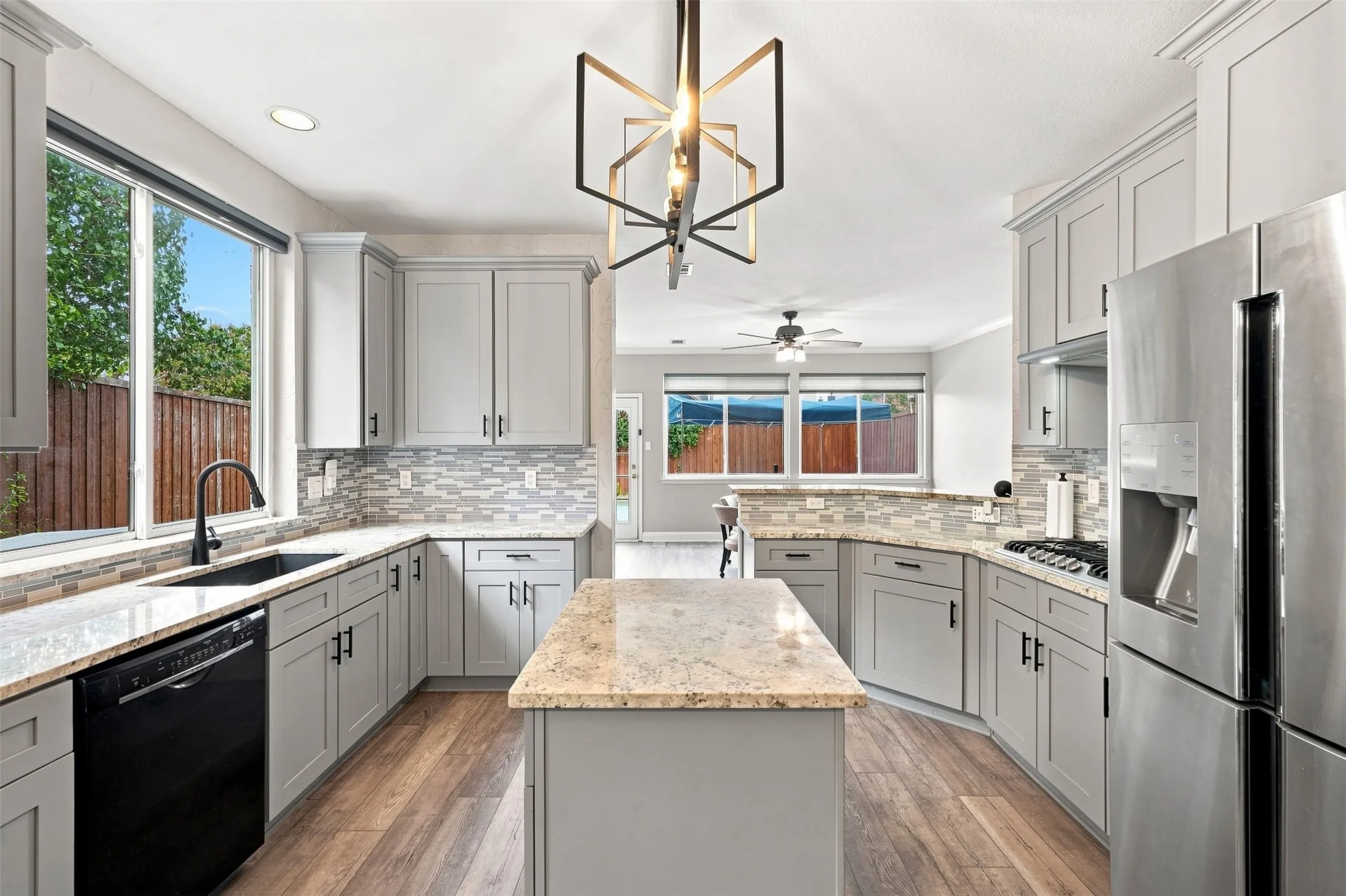 Single Family Residence For Sale in Collin County , 7416 Casper Drive, Plano, Texas 75025, 5 Bedroom, 4 Bathroom, 3 Garage spaces, 4,175 Sqft, built in 1991, mls#21370062, Real Estate Agent in Plano, Homes For Sale in Collin county, Homes For Sale in Plano, Realtor in Plano Texas, Real Estate Brokerage Independent Realty Texas, Luminita Cordes Realtor