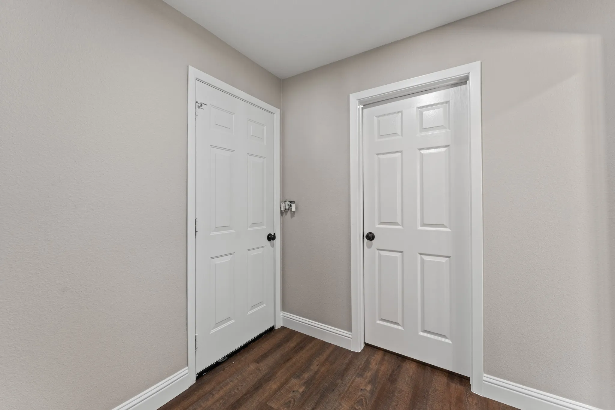 Single Family Residence For Sale in Tarrant County , 4824 Blaney Avenue, North Richland Hills, Texas 76180, 5 Bedroom, 3 Bathroom, 2 Garage spaces, 2,284 Sqft, built in 1966, mls#21374519, Real Estate Agent in North Richland Hills, Homes For Sale in Tarrant county, Homes For Sale in North Richland Hills, Realtor in North Richland Hills Texas, Real Estate Brokerage Independent Realty Texas, Luminita Cordes Realtor
