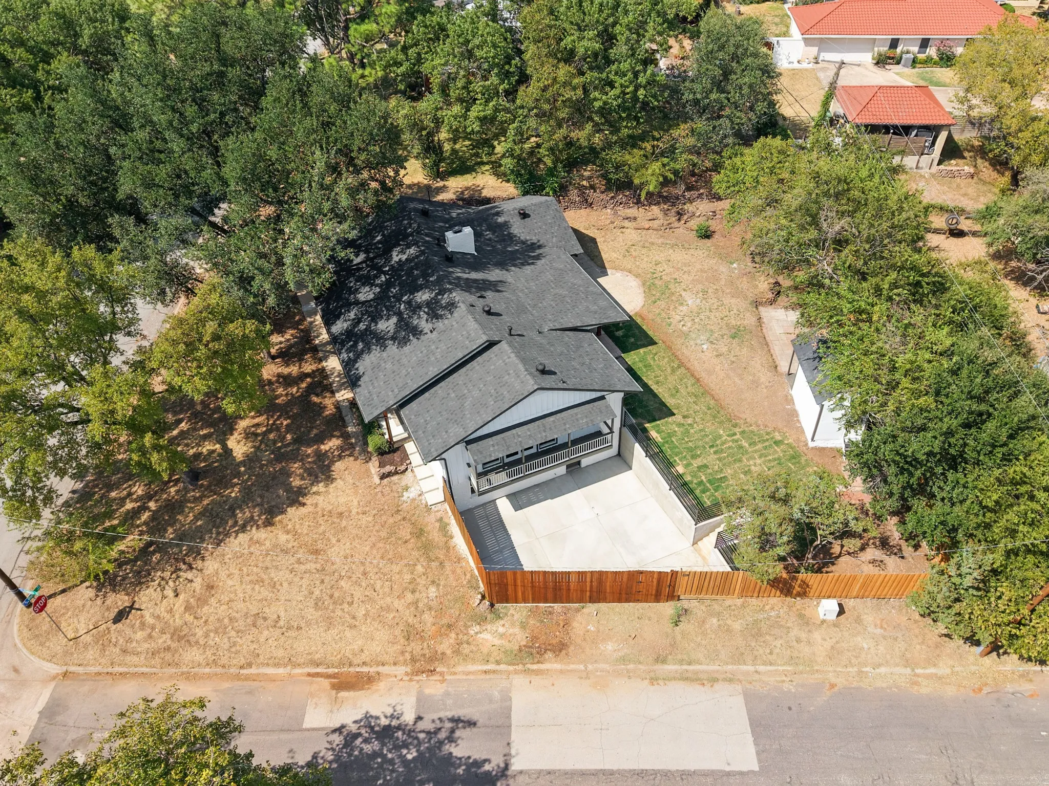 Single Family Residence For Sale in Tarrant County , 4824 Blaney Avenue, North Richland Hills, Texas 76180, 5 Bedroom, 3 Bathroom, 2 Garage spaces, 2,284 Sqft, built in 1966, mls#21374519, Real Estate Agent in North Richland Hills, Homes For Sale in Tarrant county, Homes For Sale in North Richland Hills, Realtor in North Richland Hills Texas, Real Estate Brokerage Independent Realty Texas, Luminita Cordes Realtor