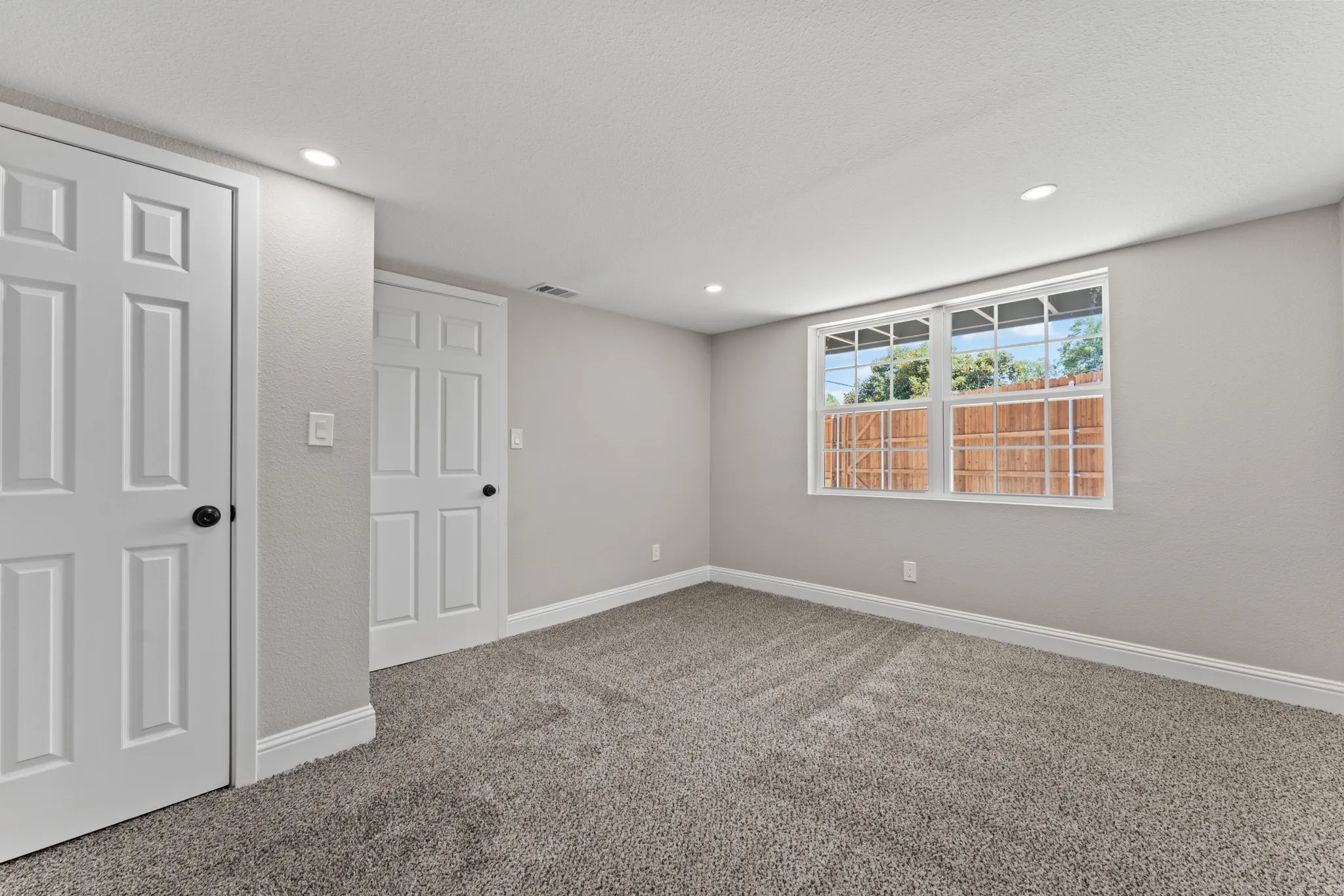 Single Family Residence For Sale in Tarrant County , 4824 Blaney Avenue, North Richland Hills, Texas 76180, 5 Bedroom, 3 Bathroom, 2 Garage spaces, 2,284 Sqft, built in 1966, mls#21374519, Real Estate Agent in North Richland Hills, Homes For Sale in Tarrant county, Homes For Sale in North Richland Hills, Realtor in North Richland Hills Texas, Real Estate Brokerage Independent Realty Texas, Luminita Cordes Realtor
