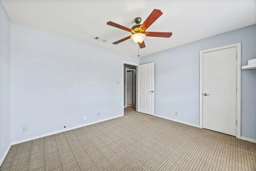 Single Family Residence For Sale in Collin County , 105 Cedar Ridge, Lowry Crossing, Texas 75069, 3 Bedroom, 2 Bathroom, Garage spaces, 2,428 Sqft, built in 1986, mls#21365944, Real Estate Agent in Lowry Crossing, Homes For Sale in Collin county, Homes For Sale in Lowry Crossing, Realtor in Lowry Crossing Texas, Real Estate Brokerage Independent Realty Texas, Luminita Cordes Realtor