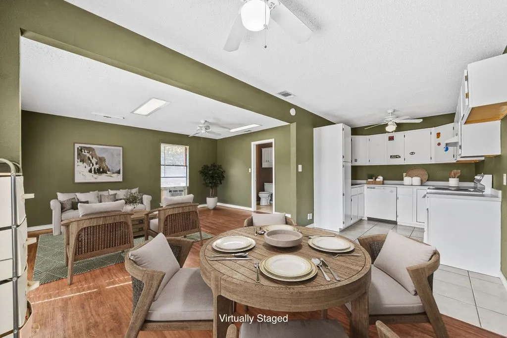 Single Family Residence For Sale in Collin County , 105 Cedar Ridge, Lowry Crossing, Texas 75069, 3 Bedroom, 2 Bathroom, Garage spaces, 2,428 Sqft, built in 1986, mls#21365944, Real Estate Agent in Lowry Crossing, Homes For Sale in Collin county, Homes For Sale in Lowry Crossing, Realtor in Lowry Crossing Texas, Real Estate Brokerage Independent Realty Texas, Luminita Cordes Realtor