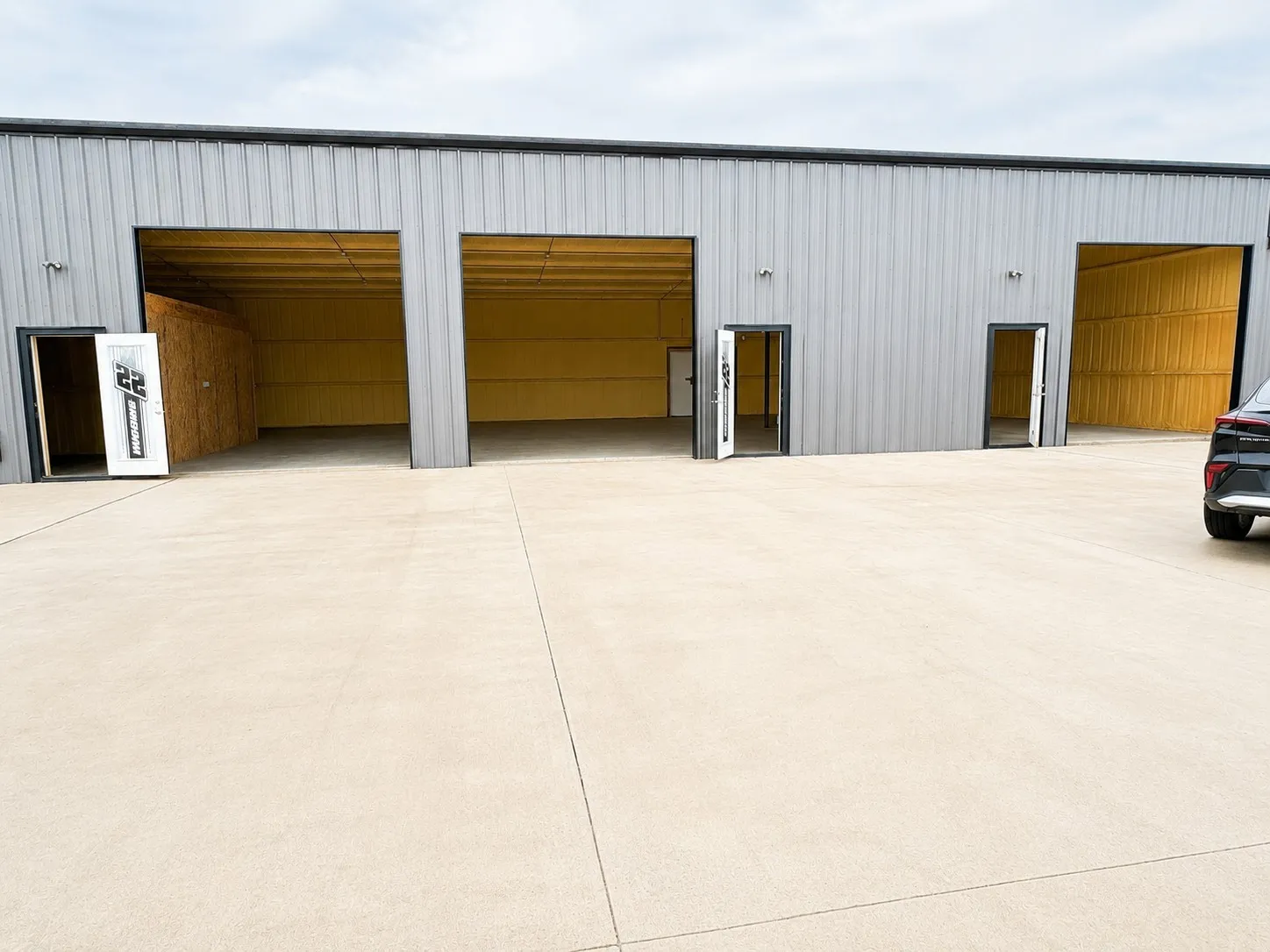 Warehouse For Rent in Hunt County , 4487 County Road 2200 Suite 704-705, Greenville, Texas 75402, 0, 0, Garage spaces, 0 Sqft, built in 2022, mls#21377509, Real Estate Agent in Greenville, Homes For Rent in Hunt county, Homes For Rent in Greenville, Realtor in Greenville Texas, Real Estate Brokerage Independent Realty Texas, Luminita Cordes Realtor