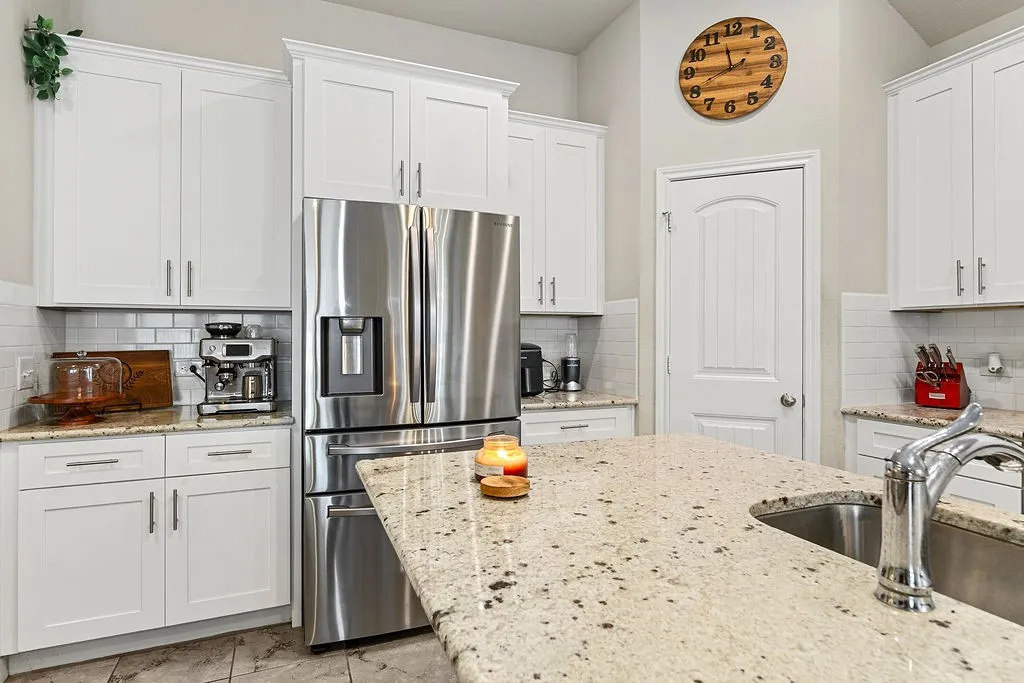 Single Family Residence For Sale in Tarrant County , 732 Vaquero Street, White Settlement, Texas 76108, 3 Bedroom, 2 Bathroom, 2 Garage spaces, 1,631 Sqft, built in 2021, mls#21375746, Real Estate Agent in White Settlement, Homes For Sale in Tarrant county, Homes For Sale in White Settlement, Realtor in White Settlement Texas, Real Estate Brokerage Independent Realty Texas, Luminita Cordes Realtor