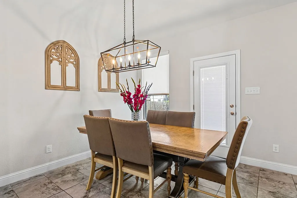 Single Family Residence For Sale in Tarrant County , 732 Vaquero Street, White Settlement, Texas 76108, 3 Bedroom, 2 Bathroom, 2 Garage spaces, 1,631 Sqft, built in 2021, mls#21375746, Real Estate Agent in White Settlement, Homes For Sale in Tarrant county, Homes For Sale in White Settlement, Realtor in White Settlement Texas, Real Estate Brokerage Independent Realty Texas, Luminita Cordes Realtor
