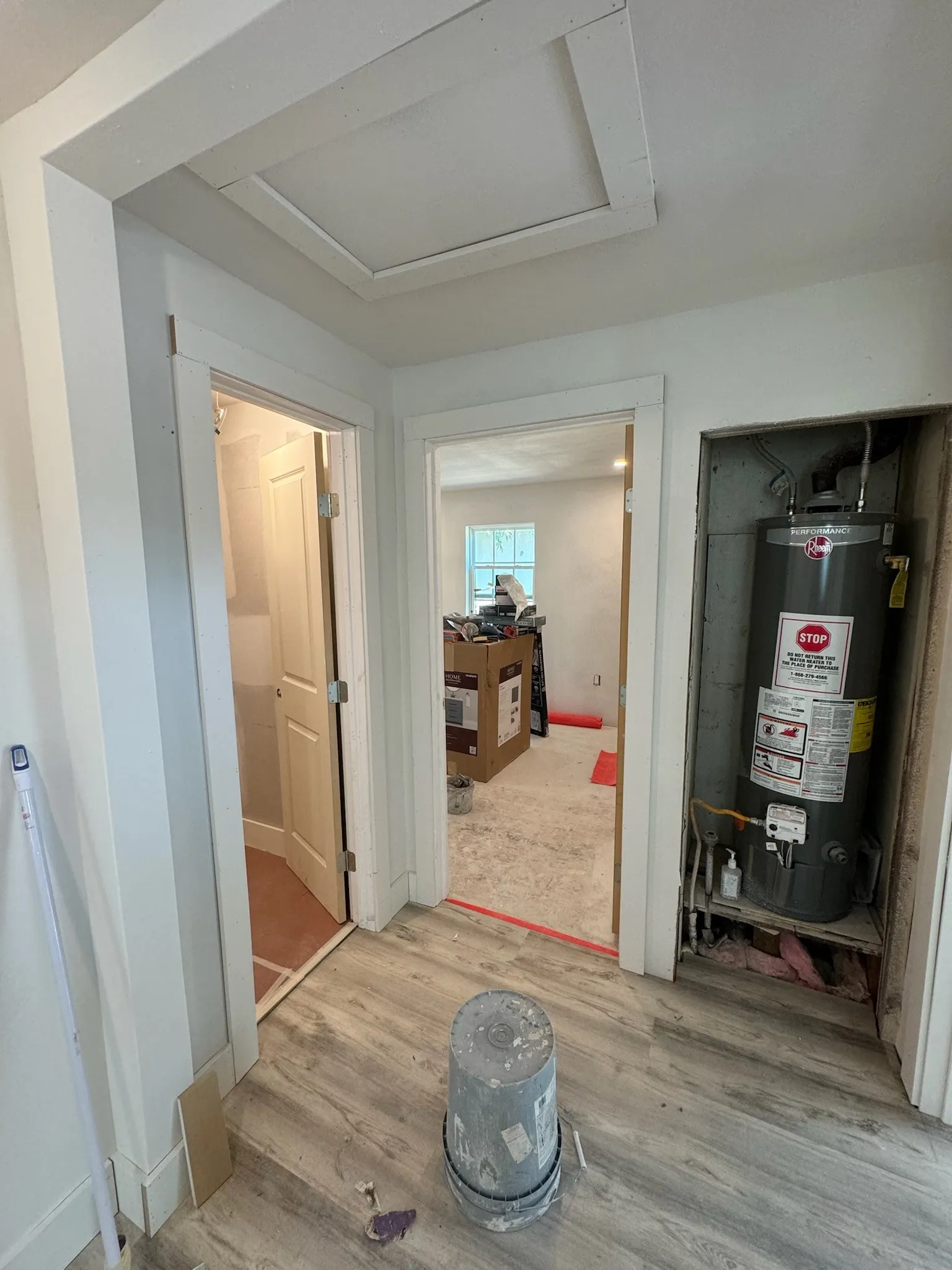 Single Family Residence For Sale in Tarrant County , 3229 Tom Ellen Street, Fort Worth, Texas 76111, 2 Bedroom, 1 Bathroom, Garage spaces, 760 Sqft, built in 1952, mls#21377385, Real Estate Agent in Fort Worth, Homes For Sale in Tarrant county, Homes For Sale in Fort Worth, Realtor in Fort Worth Texas, Real Estate Brokerage Independent Realty Texas, Luminita Cordes Realtor