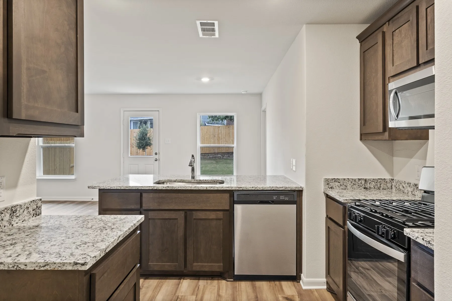 Single Family Residence For Sale in Tarrant County , 908 Burlington Avenue, Fort Worth, Texas 76108, 3 Bedroom, 2 Bathroom, 2 Garage spaces, 1,229 Sqft, built in 2026, mls#21377521, Real Estate Agent in Fort Worth, Homes For Sale in Tarrant county, Homes For Sale in Fort Worth, Realtor in Fort Worth Texas, Real Estate Brokerage Independent Realty Texas, Luminita Cordes Realtor