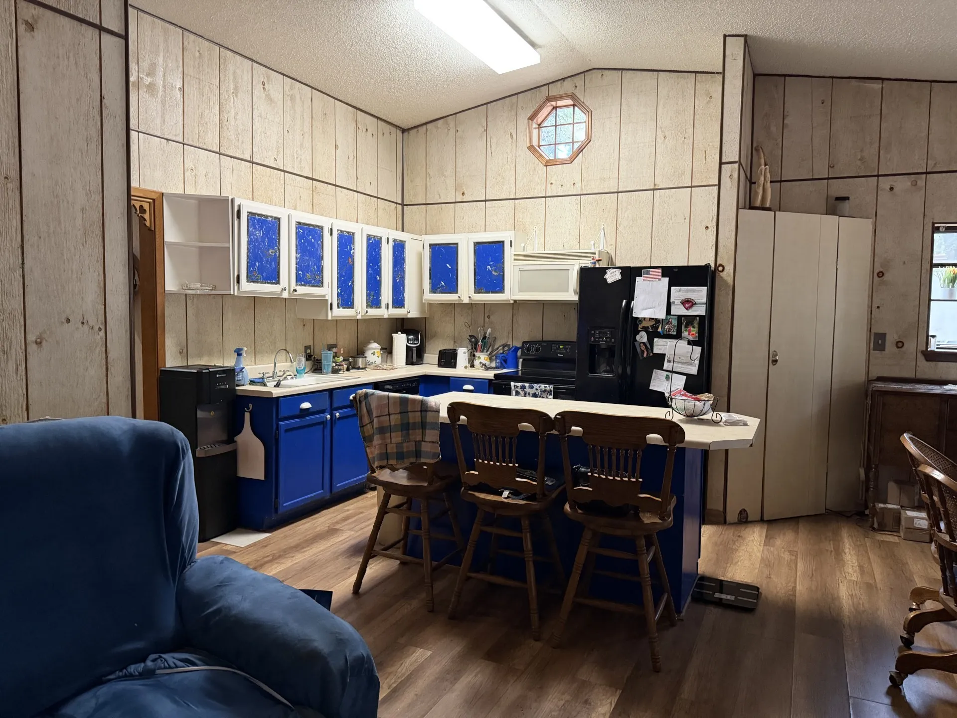 Single Family Residence For Sale in Brown County , 3040 Starboard Drive, May, Texas 76857, 3 Bedroom, 3 Bathroom, Garage spaces, 1,140 Sqft, built in 1991, mls#21377522, Real Estate Agent in May, Homes For Sale in Brown county, Homes For Sale in May, Realtor in May Texas, Real Estate Brokerage Independent Realty Texas, Luminita Cordes Realtor
