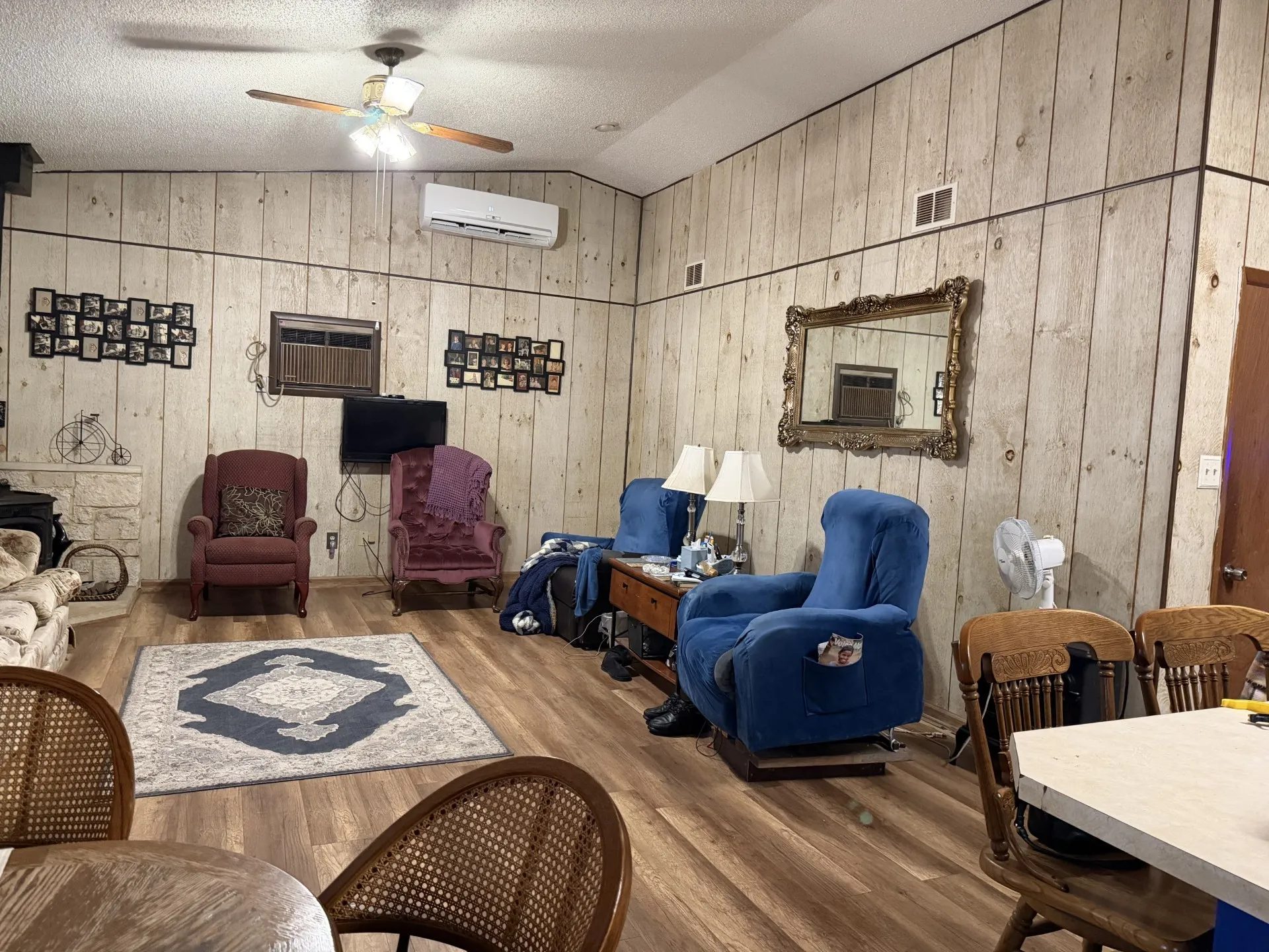 Single Family Residence For Sale in Brown County , 3040 Starboard Drive, May, Texas 76857, 3 Bedroom, 3 Bathroom, Garage spaces, 1,140 Sqft, built in 1991, mls#21377522, Real Estate Agent in May, Homes For Sale in Brown county, Homes For Sale in May, Realtor in May Texas, Real Estate Brokerage Independent Realty Texas, Luminita Cordes Realtor