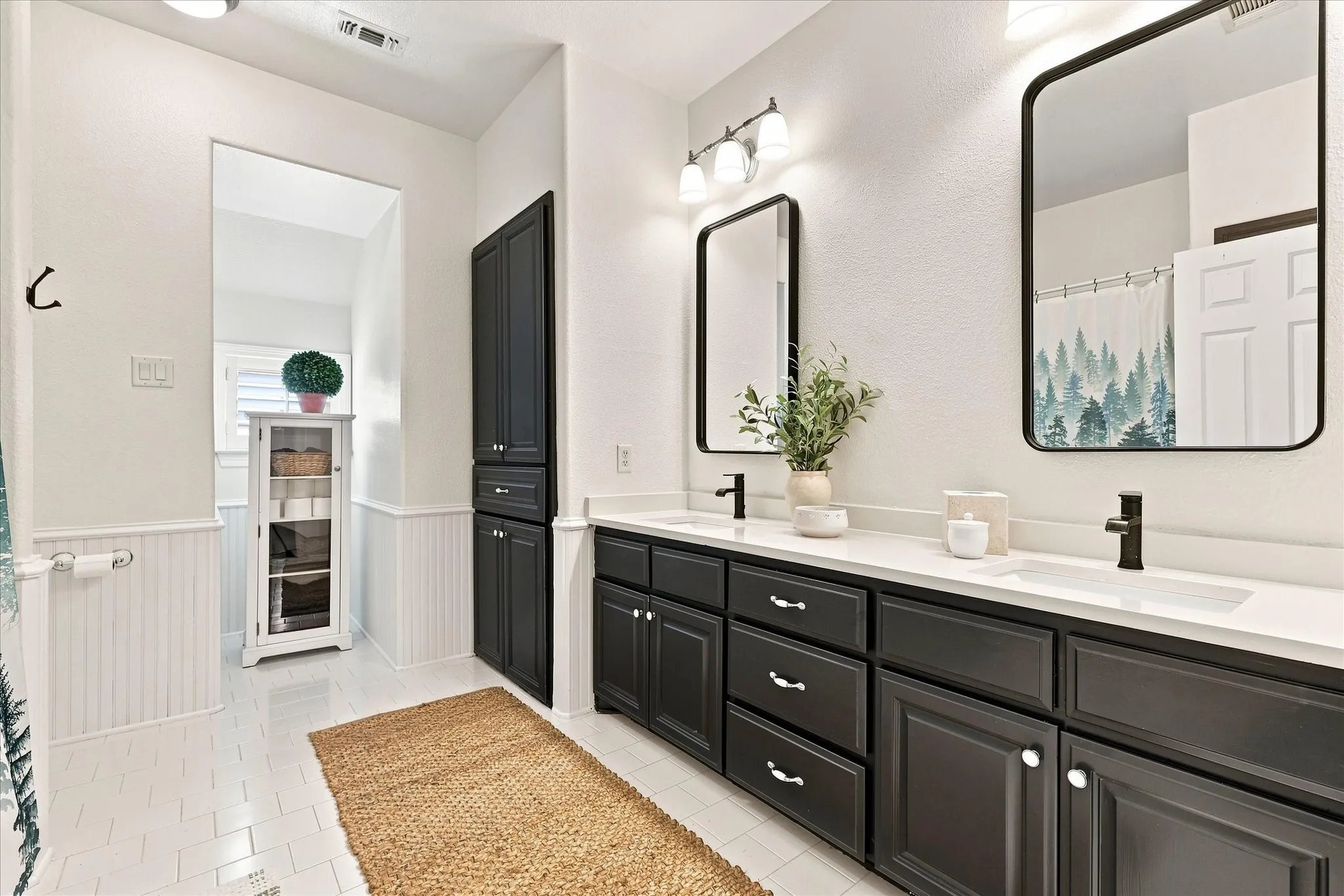 Single Family Residence For Sale in Denton County , 3309 Northwood Drive, Highland Village, Texas 75077, 4 Bedroom, 3 Bathroom, 3 Garage spaces, 3,696 Sqft, built in 2002, mls#21374971, Real Estate Agent in Highland Village, Homes For Sale in Denton county, Homes For Sale in Highland Village, Realtor in Highland Village Texas, Real Estate Brokerage Independent Realty Texas, Luminita Cordes Realtor