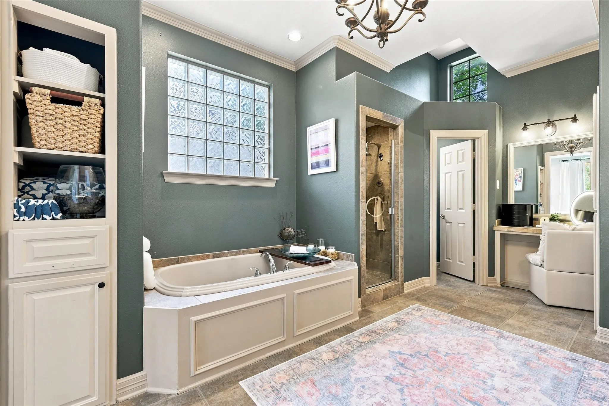 Single Family Residence For Sale in Denton County , 3309 Northwood Drive, Highland Village, Texas 75077, 4 Bedroom, 3 Bathroom, 3 Garage spaces, 3,696 Sqft, built in 2002, mls#21374971, Real Estate Agent in Highland Village, Homes For Sale in Denton county, Homes For Sale in Highland Village, Realtor in Highland Village Texas, Real Estate Brokerage Independent Realty Texas, Luminita Cordes Realtor