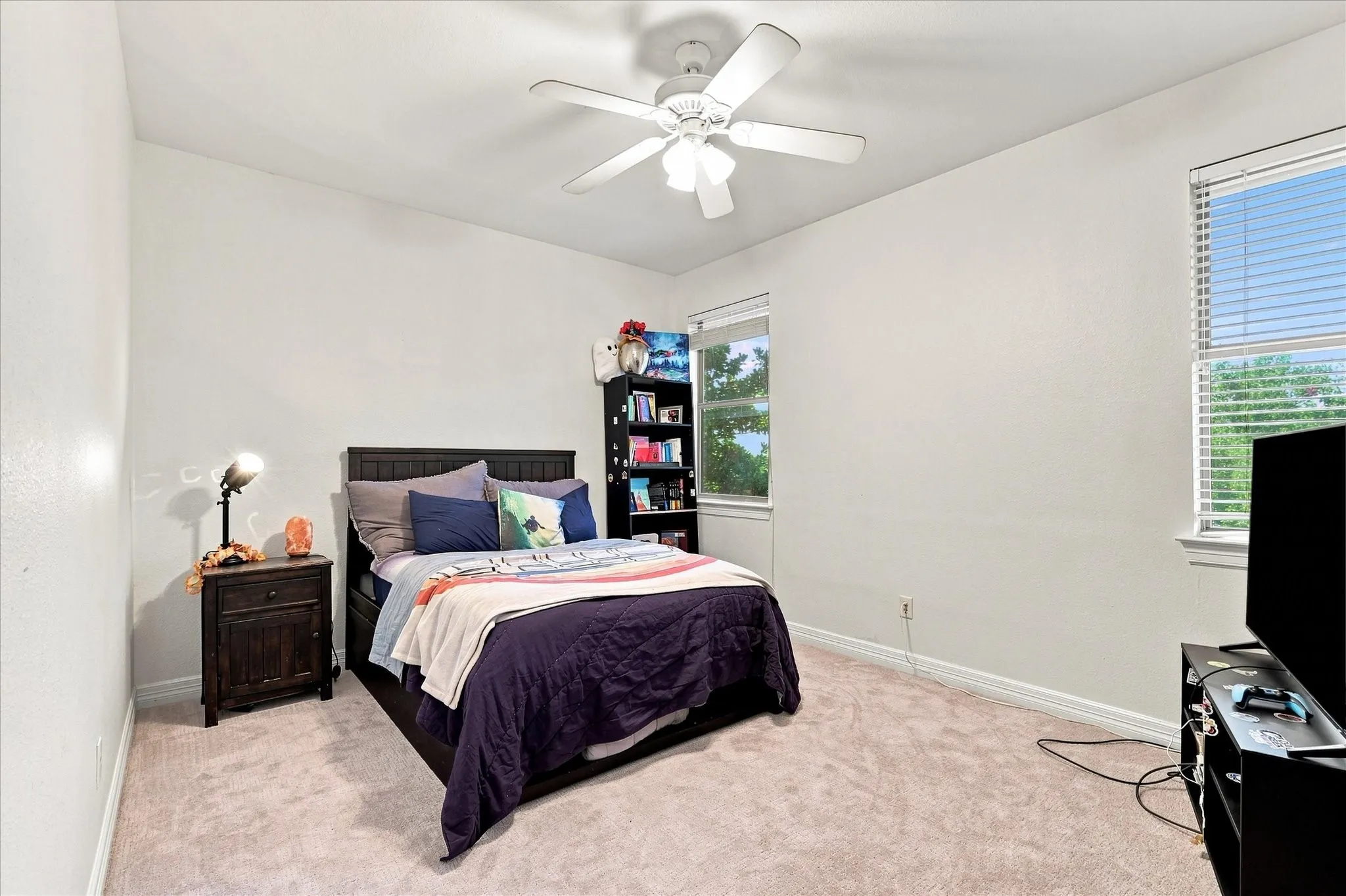 Single Family Residence For Sale in Denton County , 3309 Northwood Drive, Highland Village, Texas 75077, 4 Bedroom, 3 Bathroom, 3 Garage spaces, 3,696 Sqft, built in 2002, mls#21374971, Real Estate Agent in Highland Village, Homes For Sale in Denton county, Homes For Sale in Highland Village, Realtor in Highland Village Texas, Real Estate Brokerage Independent Realty Texas, Luminita Cordes Realtor