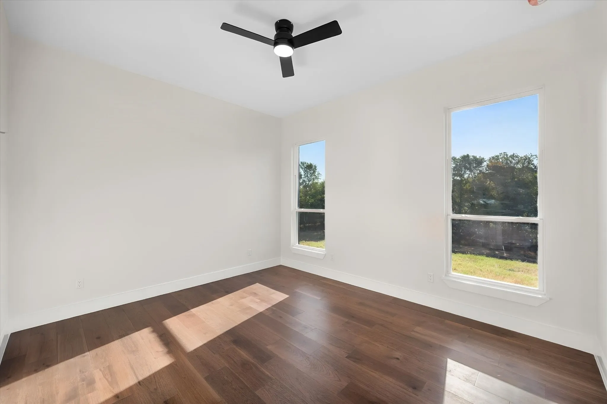 Single Family Residence For Sale in Navarro County , 554 Shoreside Drive, Corsicana, Texas 75109, 4 Bedroom, 3 Bathroom, 2 Garage spaces, 2,712 Sqft, built in 2026, mls#21376441, Real Estate Agent in Corsicana, Homes For Sale in Navarro county, Homes For Sale in Corsicana, Realtor in Corsicana Texas, Real Estate Brokerage Independent Realty Texas, Luminita Cordes Realtor