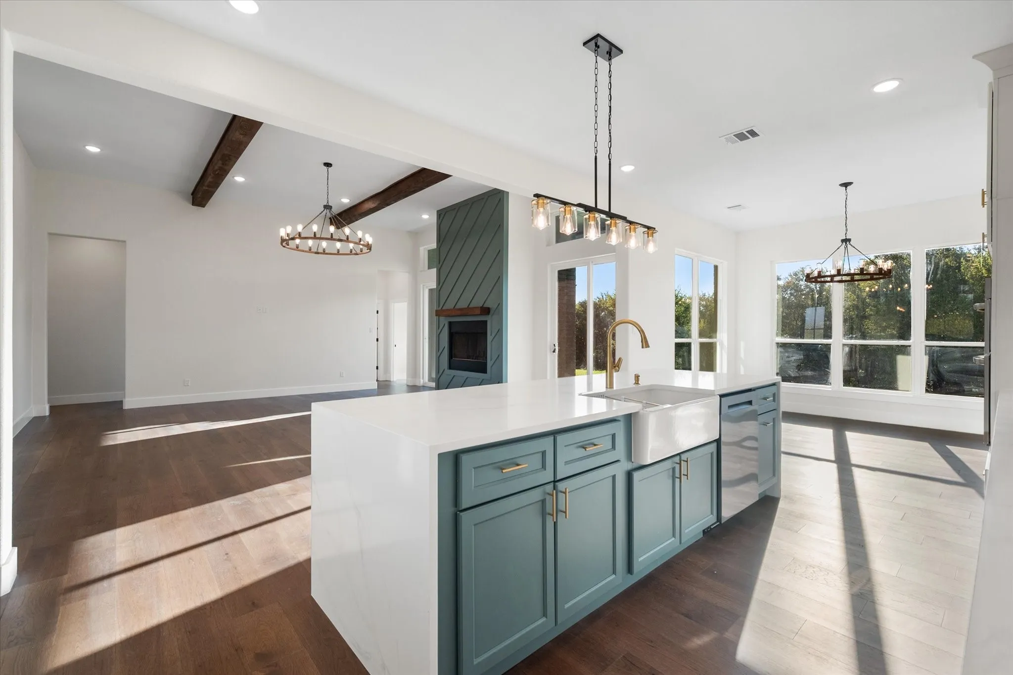 Single Family Residence For Sale in Navarro County , 554 Shoreside Drive, Corsicana, Texas 75109, 4 Bedroom, 3 Bathroom, 2 Garage spaces, 2,712 Sqft, built in 2026, mls#21376441, Real Estate Agent in Corsicana, Homes For Sale in Navarro county, Homes For Sale in Corsicana, Realtor in Corsicana Texas, Real Estate Brokerage Independent Realty Texas, Luminita Cordes Realtor