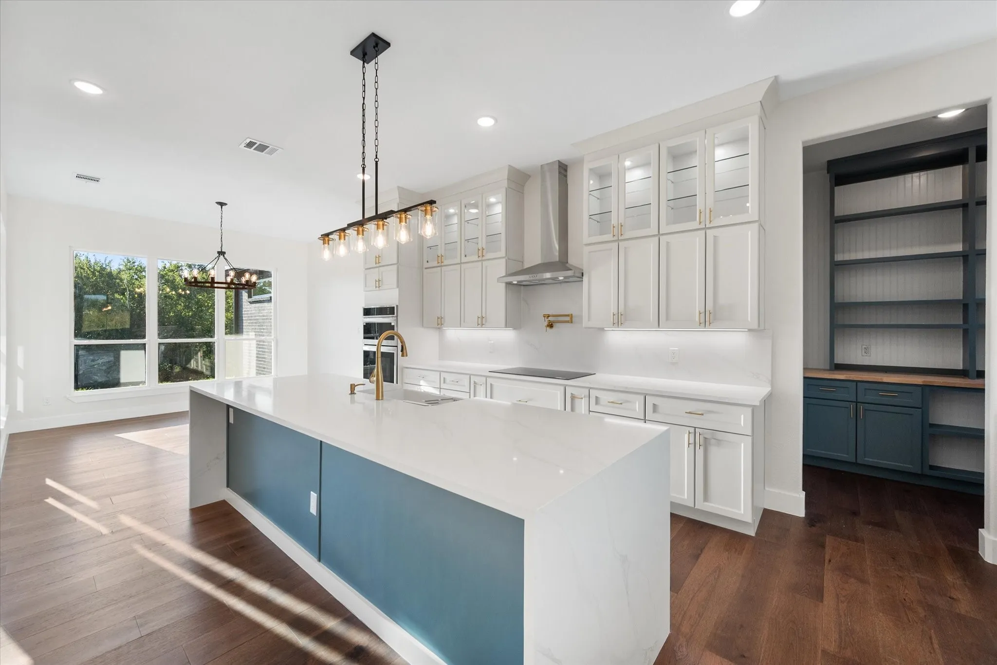 Single Family Residence For Sale in Navarro County , 554 Shoreside Drive, Corsicana, Texas 75109, 4 Bedroom, 3 Bathroom, 2 Garage spaces, 2,712 Sqft, built in 2026, mls#21376441, Real Estate Agent in Corsicana, Homes For Sale in Navarro county, Homes For Sale in Corsicana, Realtor in Corsicana Texas, Real Estate Brokerage Independent Realty Texas, Luminita Cordes Realtor