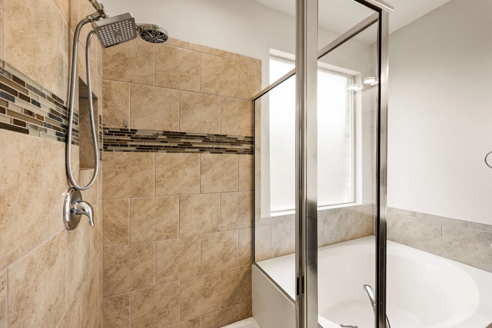 Single Family Residence For Sale in Tarrant County , 1132 Blooming Prairie Trail, Fort Worth, Texas 76177, 4 Bedroom, 2 Bathroom, 2 Garage spaces, 1,614 Sqft, built in 2018, mls#21346739, Real Estate Agent in Fort Worth, Homes For Sale in Tarrant county, Homes For Sale in Fort Worth, Realtor in Fort Worth Texas, Real Estate Brokerage Independent Realty Texas, Luminita Cordes Realtor