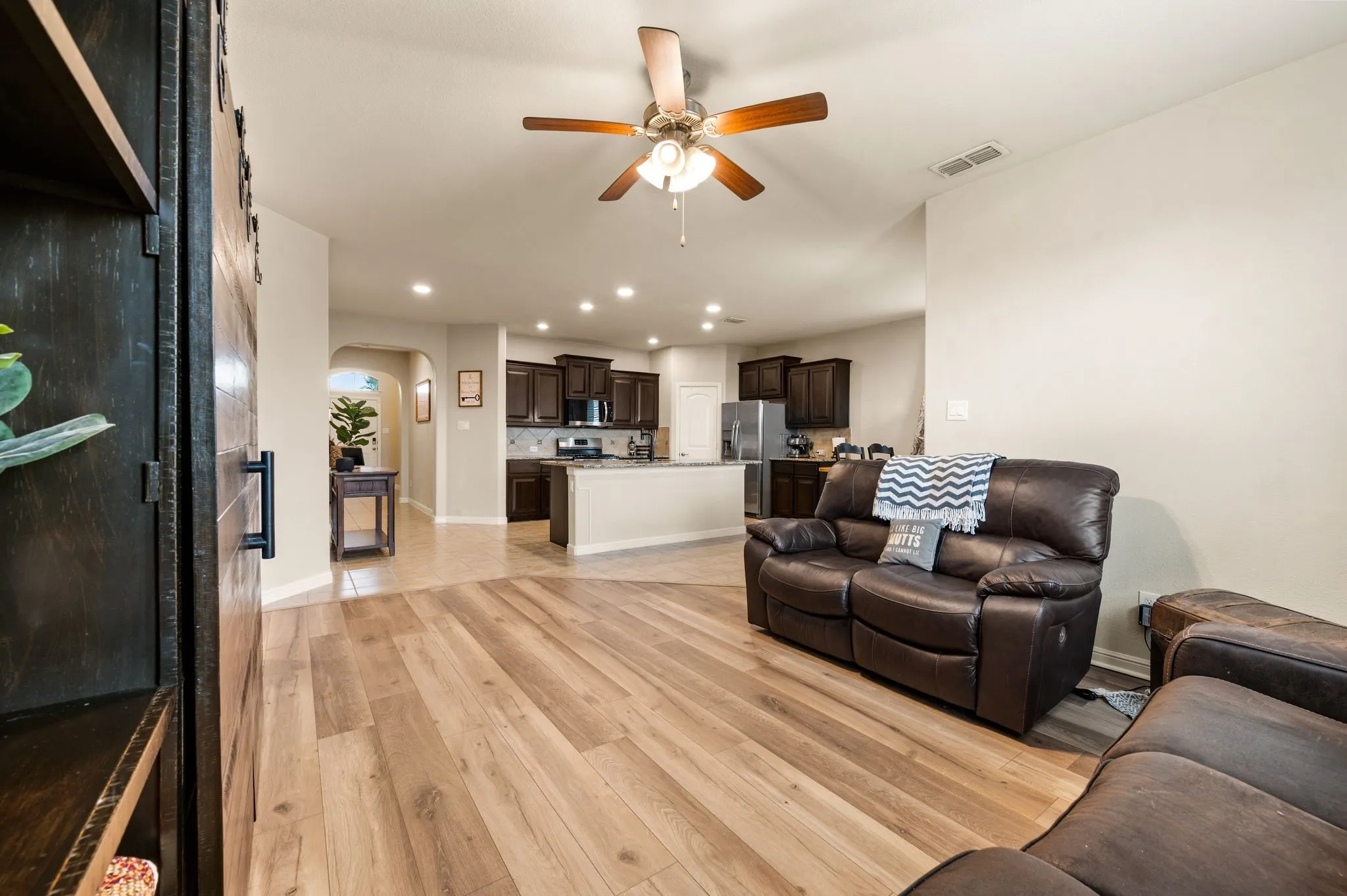 Single Family Residence For Sale in Tarrant County , 1132 Blooming Prairie Trail, Fort Worth, Texas 76177, 4 Bedroom, 2 Bathroom, 2 Garage spaces, 1,614 Sqft, built in 2018, mls#21346739, Real Estate Agent in Fort Worth, Homes For Sale in Tarrant county, Homes For Sale in Fort Worth, Realtor in Fort Worth Texas, Real Estate Brokerage Independent Realty Texas, Luminita Cordes Realtor