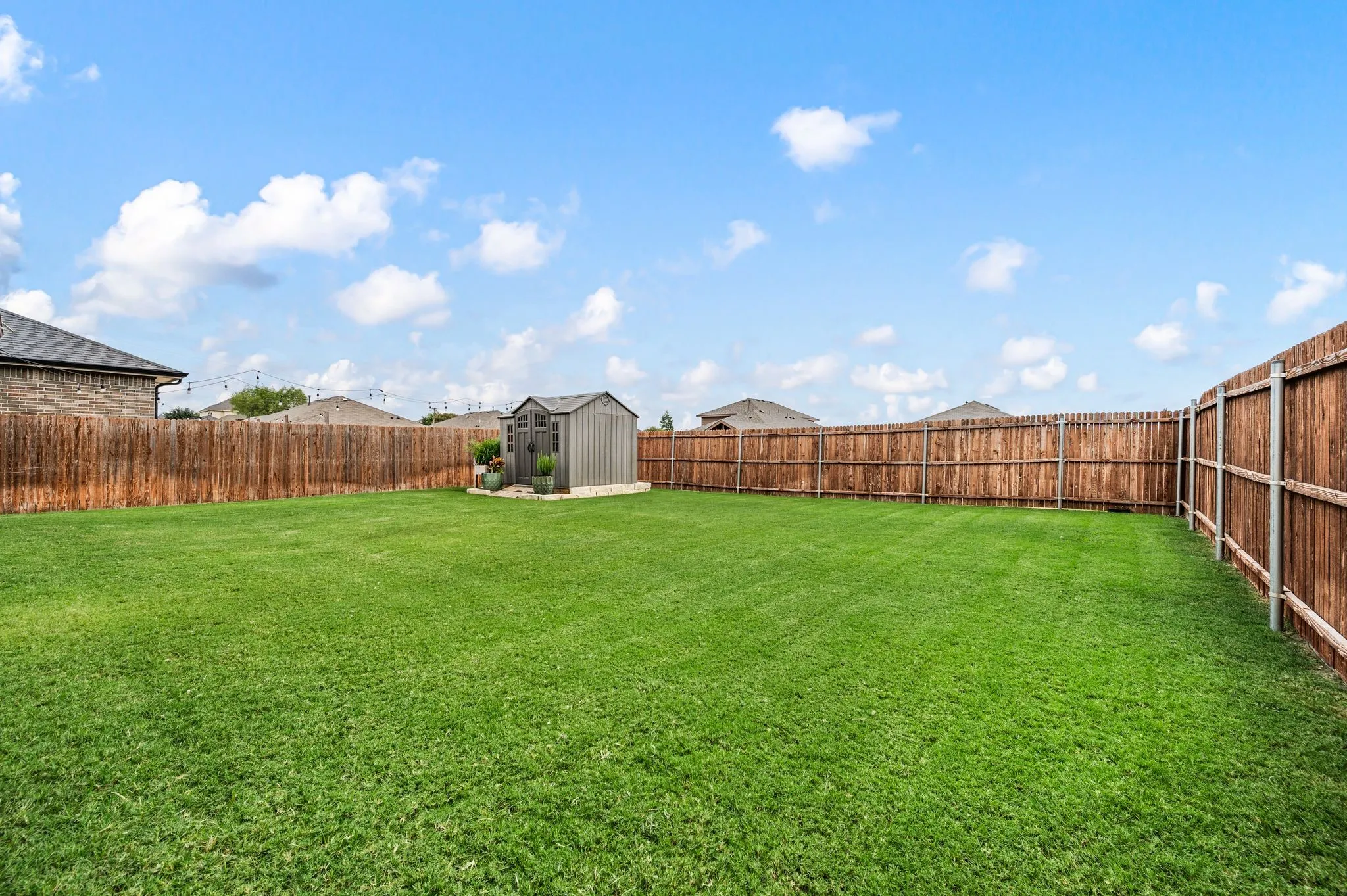 Single Family Residence For Sale in Tarrant County , 1132 Blooming Prairie Trail, Fort Worth, Texas 76177, 4 Bedroom, 2 Bathroom, 2 Garage spaces, 1,614 Sqft, built in 2018, mls#21346739, Real Estate Agent in Fort Worth, Homes For Sale in Tarrant county, Homes For Sale in Fort Worth, Realtor in Fort Worth Texas, Real Estate Brokerage Independent Realty Texas, Luminita Cordes Realtor