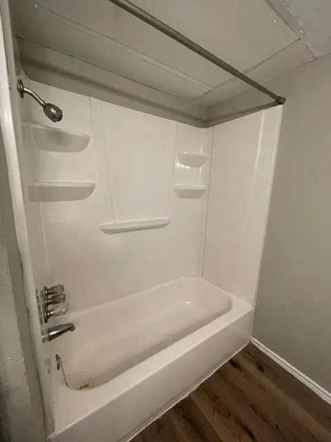 Apartment For Rent in Dallas County , 327 SE 3rd Street 202, Grand Prairie, Texas 75051, 3 Bedroom, 2 Bathroom, Garage spaces, 1,100 Sqft, built in 1984, mls#21377528, Real Estate Agent in Grand Prairie, Homes For Rent in Dallas county, Homes For Rent in Grand Prairie, Realtor in Grand Prairie Texas, Real Estate Brokerage Independent Realty Texas, Luminita Cordes Realtor