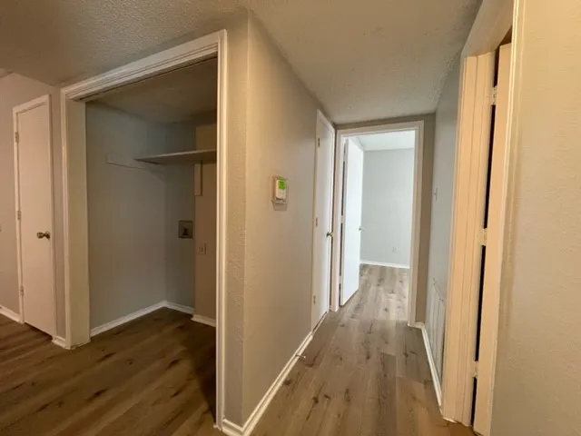 Apartment For Rent in Dallas County , 327 SE 3rd Street 202, Grand Prairie, Texas 75051, 3 Bedroom, 2 Bathroom, Garage spaces, 1,100 Sqft, built in 1984, mls#21377528, Real Estate Agent in Grand Prairie, Homes For Rent in Dallas county, Homes For Rent in Grand Prairie, Realtor in Grand Prairie Texas, Real Estate Brokerage Independent Realty Texas, Luminita Cordes Realtor