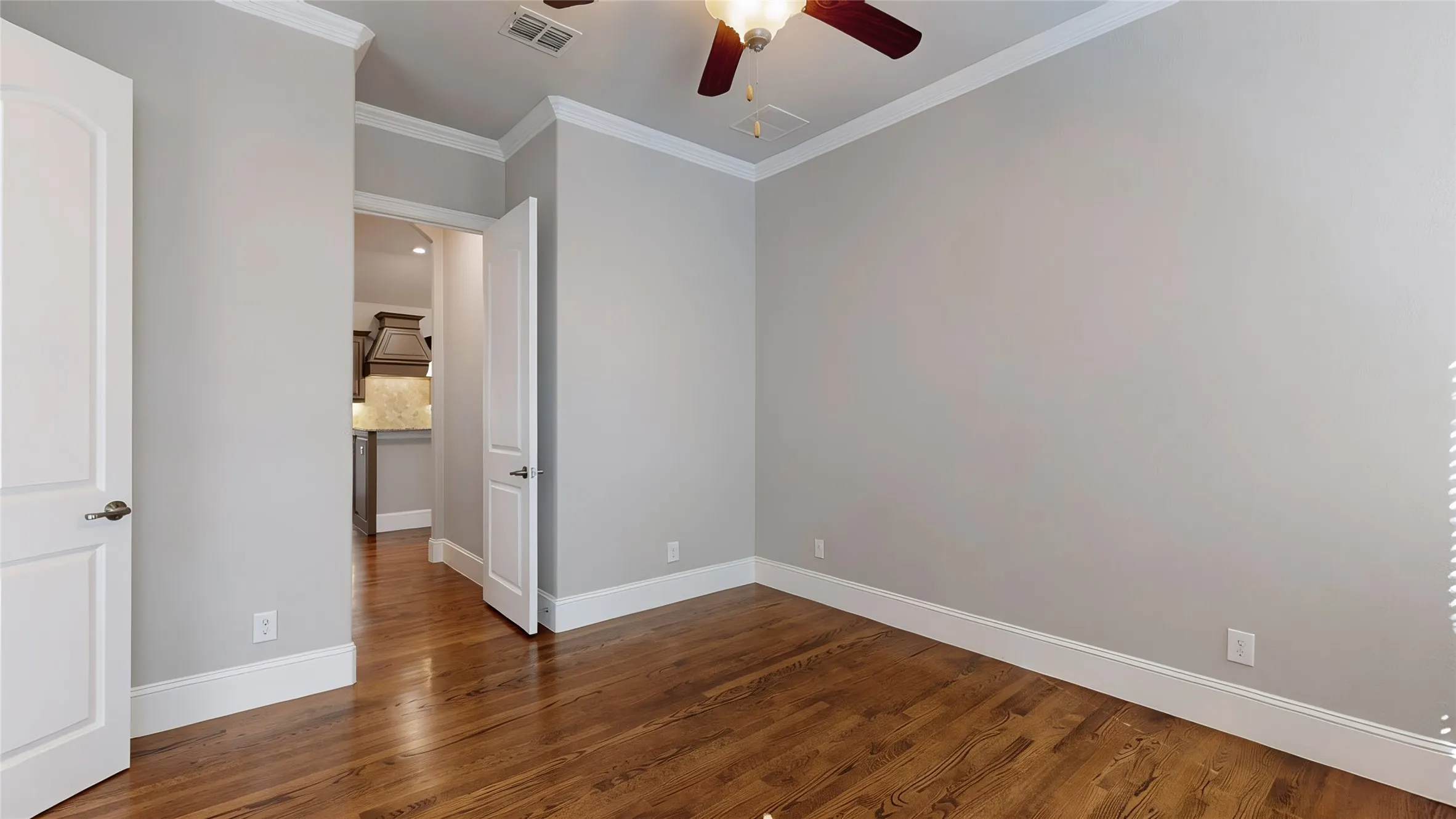 Single Family Residence For Sale in Denton County , 3616 Legends Path, Flower Mound, Texas 75028, 2 Bedroom, 3 Bathroom, 2 Garage spaces, 2,196 Sqft, built in 2016, mls#21377443, Real Estate Agent in Flower Mound, Homes For Sale in Denton county, Homes For Sale in Flower Mound, Realtor in Flower Mound Texas, Real Estate Brokerage Independent Realty Texas, Luminita Cordes Realtor