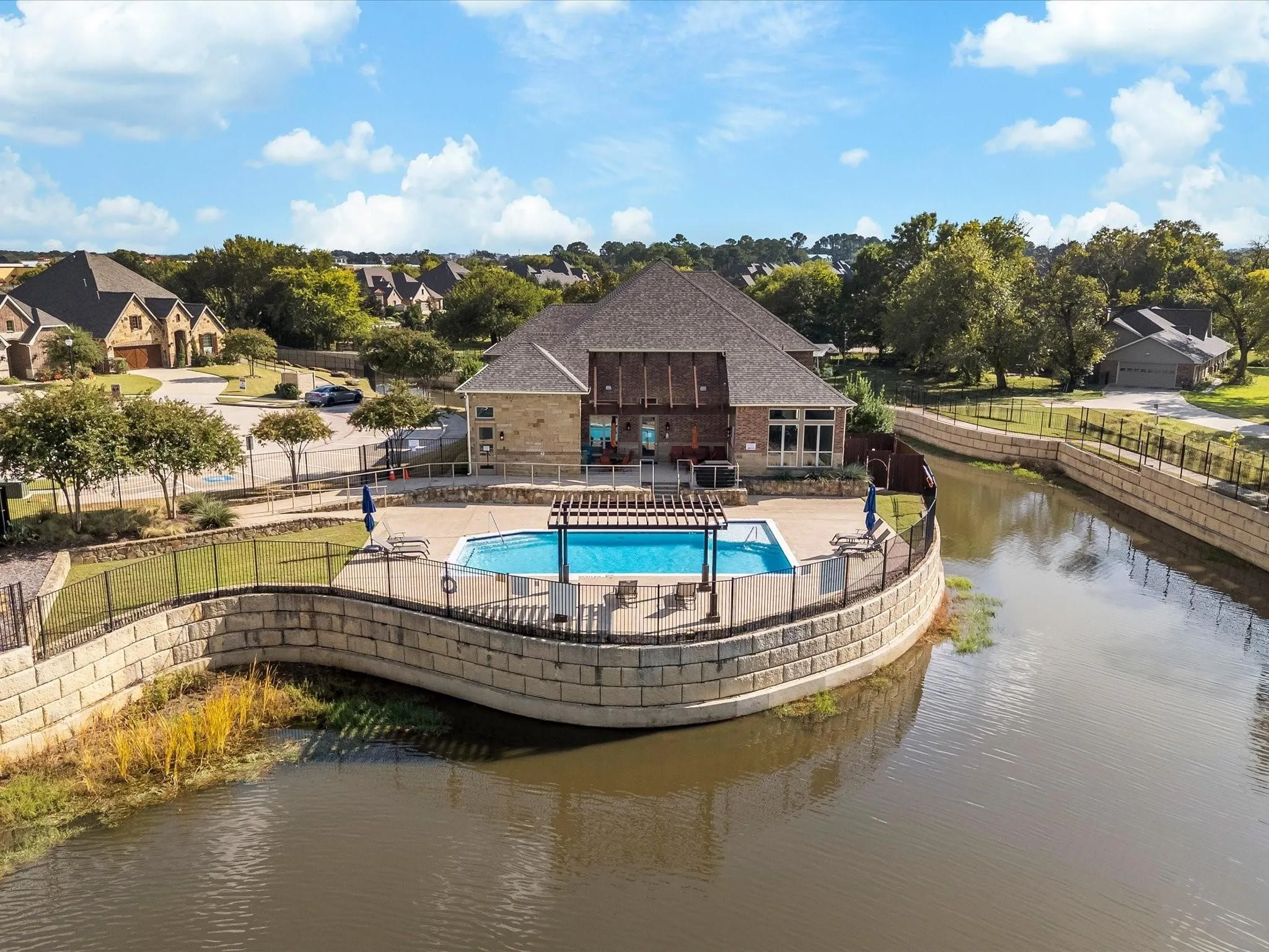 Single Family Residence For Sale in Denton County , 3616 Legends Path, Flower Mound, Texas 75028, 2 Bedroom, 3 Bathroom, 2 Garage spaces, 2,196 Sqft, built in 2016, mls#21377443, Real Estate Agent in Flower Mound, Homes For Sale in Denton county, Homes For Sale in Flower Mound, Realtor in Flower Mound Texas, Real Estate Brokerage Independent Realty Texas, Luminita Cordes Realtor
