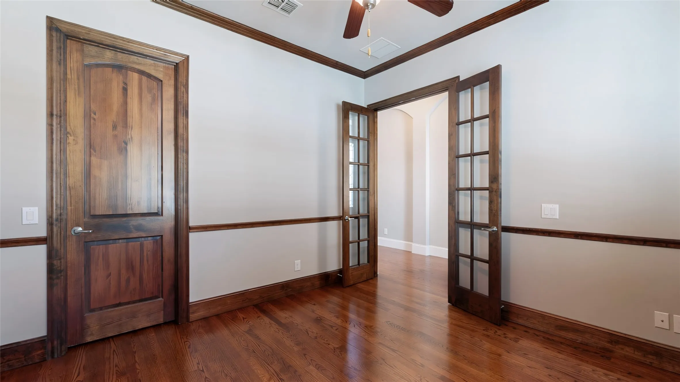 Single Family Residence For Sale in Denton County , 3616 Legends Path, Flower Mound, Texas 75028, 2 Bedroom, 3 Bathroom, 2 Garage spaces, 2,196 Sqft, built in 2016, mls#21377443, Real Estate Agent in Flower Mound, Homes For Sale in Denton county, Homes For Sale in Flower Mound, Realtor in Flower Mound Texas, Real Estate Brokerage Independent Realty Texas, Luminita Cordes Realtor
