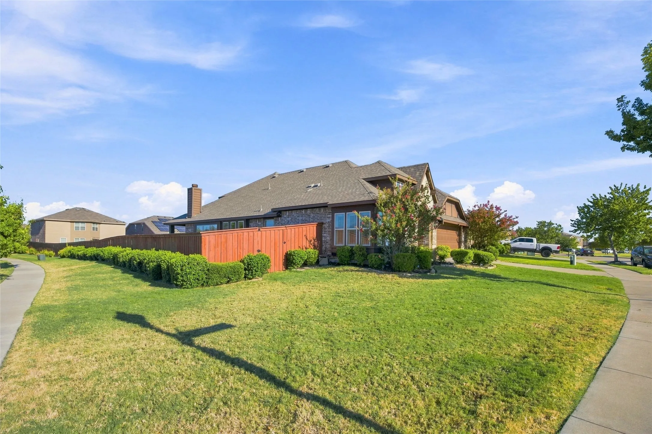Single Family Residence For Sale in Kaufman County , 2101 Indigo Lane, Heartland, Texas 75126, 4 Bedroom, 3 Bathroom, 2 Garage spaces, 2,430 Sqft, built in 2016, mls#21375103, Real Estate Agent in Heartland, Homes For Sale in Kaufman county, Homes For Sale in Heartland, Realtor in Heartland Texas, Real Estate Brokerage Independent Realty Texas, Luminita Cordes Realtor