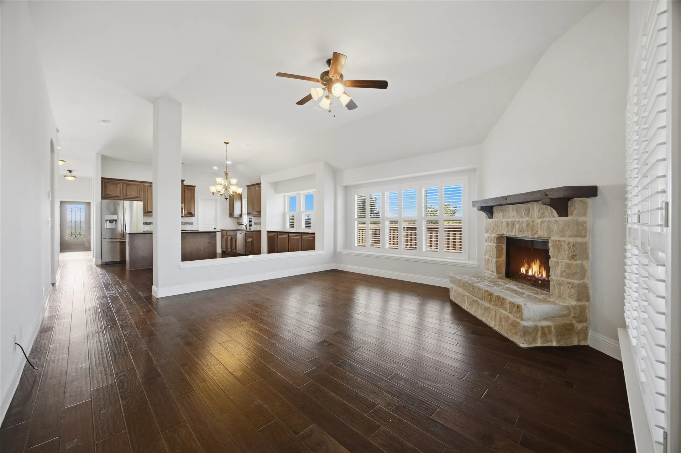 Single Family Residence For Sale in Kaufman County , 2101 Indigo Lane, Heartland, Texas 75126, 4 Bedroom, 3 Bathroom, 2 Garage spaces, 2,430 Sqft, built in 2016, mls#21375103, Real Estate Agent in Heartland, Homes For Sale in Kaufman county, Homes For Sale in Heartland, Realtor in Heartland Texas, Real Estate Brokerage Independent Realty Texas, Luminita Cordes Realtor