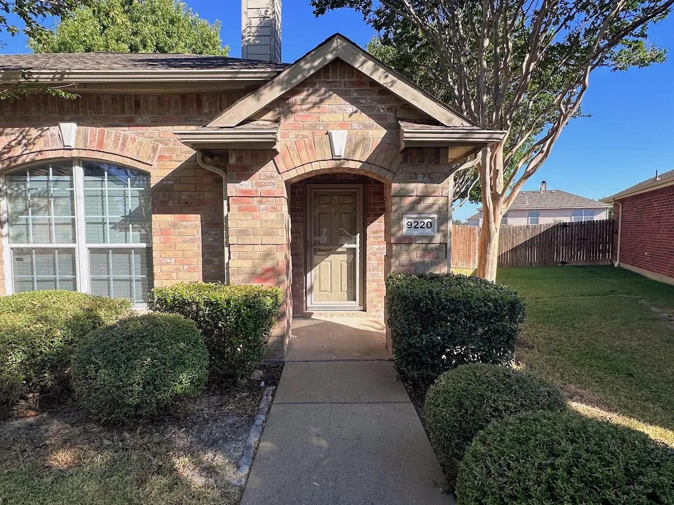 Single Family Residence For Rent in Collin County , 9220 Lenox Drive, Mc Kinney, Texas 75071, 3 Bedroom, 2 Bathroom, 2 Garage spaces, 1,391 Sqft, built in 2004, mls#21375385, Real Estate Agent in Mc Kinney, Homes For Rent in Collin county, Homes For Rent in Mc Kinney, Realtor in Mc Kinney Texas, Real Estate Brokerage Independent Realty Texas, Luminita Cordes Realtor