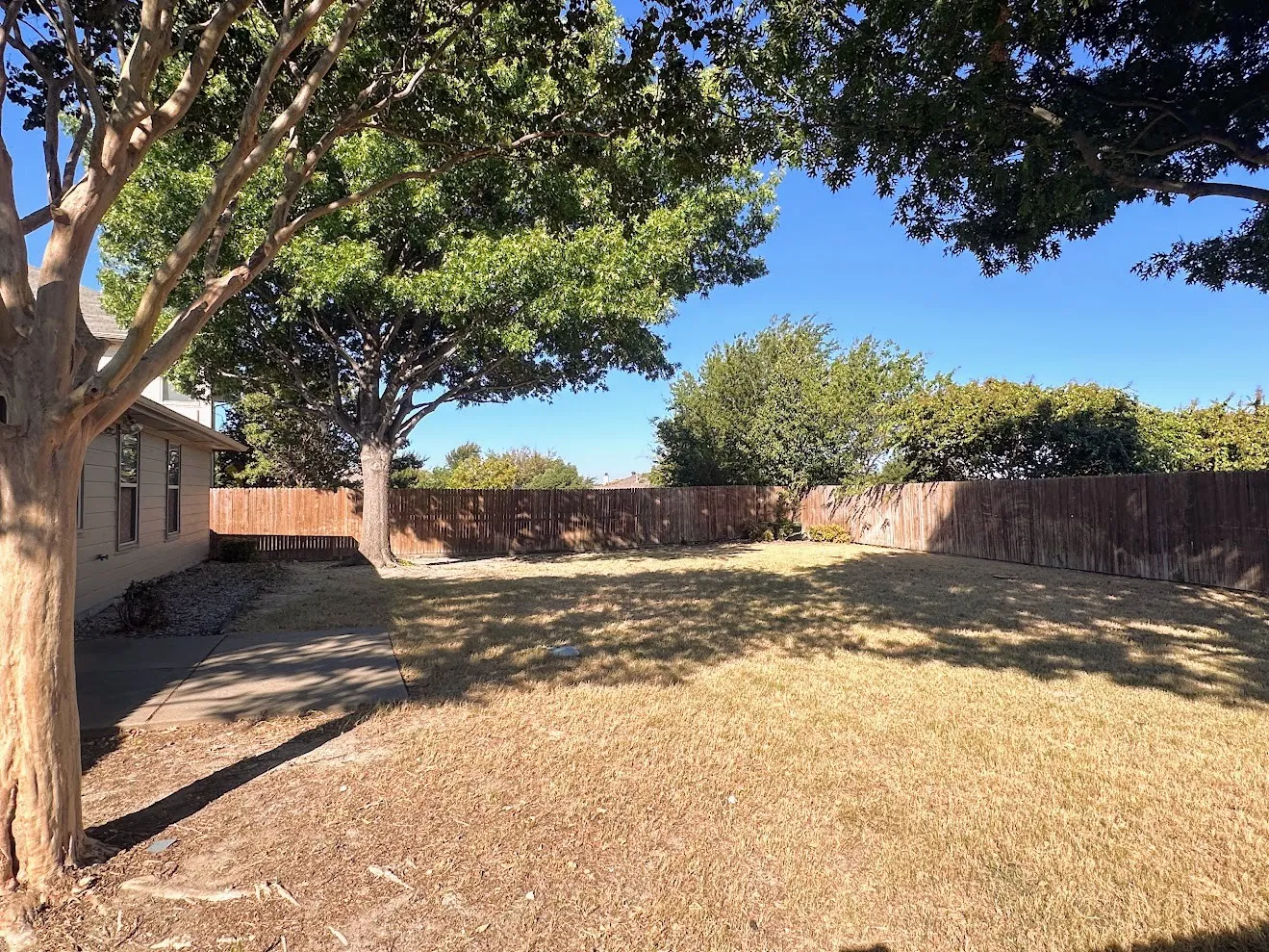 Single Family Residence For Rent in Collin County , 9220 Lenox Drive, Mc Kinney, Texas 75071, 3 Bedroom, 2 Bathroom, 2 Garage spaces, 1,391 Sqft, built in 2004, mls#21375385, Real Estate Agent in Mc Kinney, Homes For Rent in Collin county, Homes For Rent in Mc Kinney, Realtor in Mc Kinney Texas, Real Estate Brokerage Independent Realty Texas, Luminita Cordes Realtor
