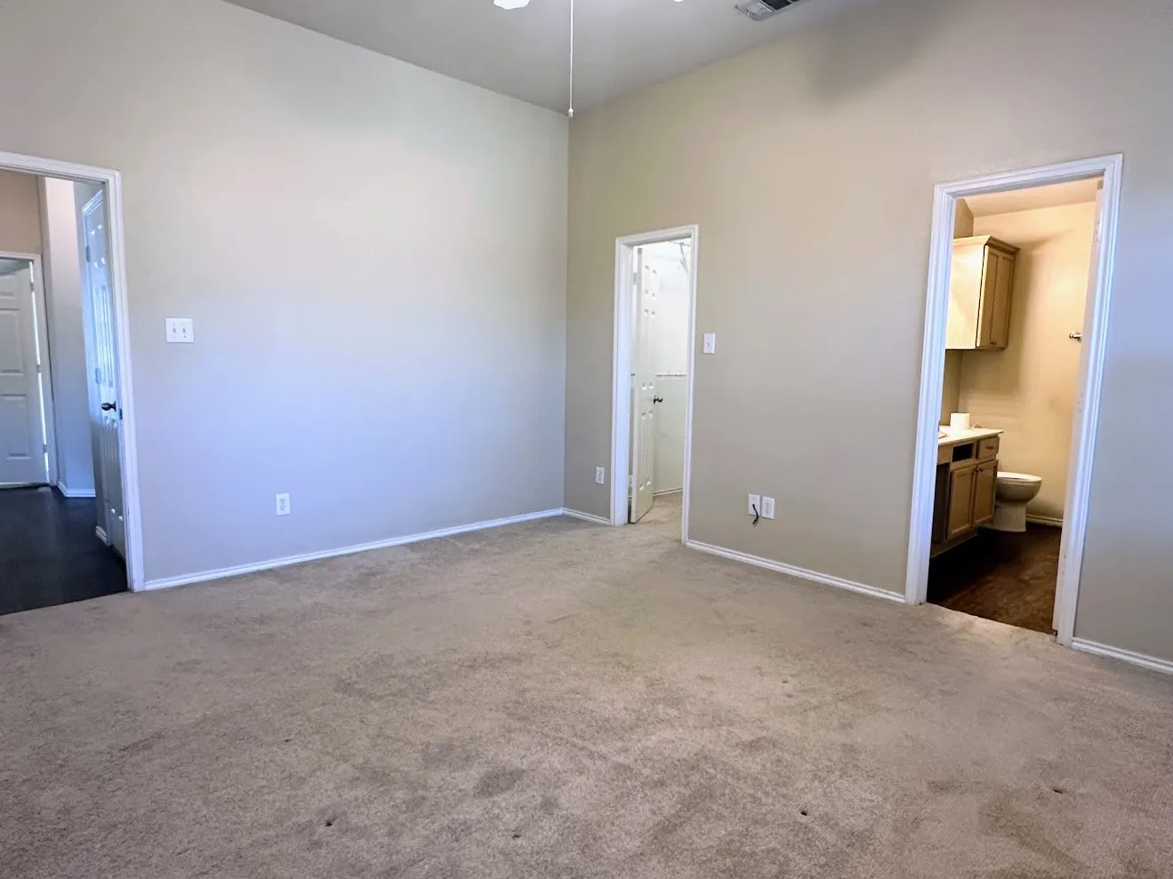 Single Family Residence For Rent in Collin County , 9220 Lenox Drive, Mc Kinney, Texas 75071, 3 Bedroom, 2 Bathroom, 2 Garage spaces, 1,391 Sqft, built in 2004, mls#21375385, Real Estate Agent in Mc Kinney, Homes For Rent in Collin county, Homes For Rent in Mc Kinney, Realtor in Mc Kinney Texas, Real Estate Brokerage Independent Realty Texas, Luminita Cordes Realtor