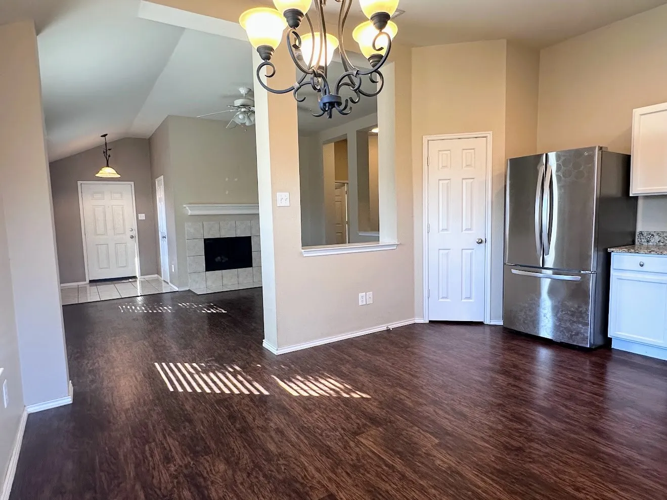 Single Family Residence For Rent in Collin County , 9220 Lenox Drive, Mc Kinney, Texas 75071, 3 Bedroom, 2 Bathroom, 2 Garage spaces, 1,391 Sqft, built in 2004, mls#21375385, Real Estate Agent in Mc Kinney, Homes For Rent in Collin county, Homes For Rent in Mc Kinney, Realtor in Mc Kinney Texas, Real Estate Brokerage Independent Realty Texas, Luminita Cordes Realtor