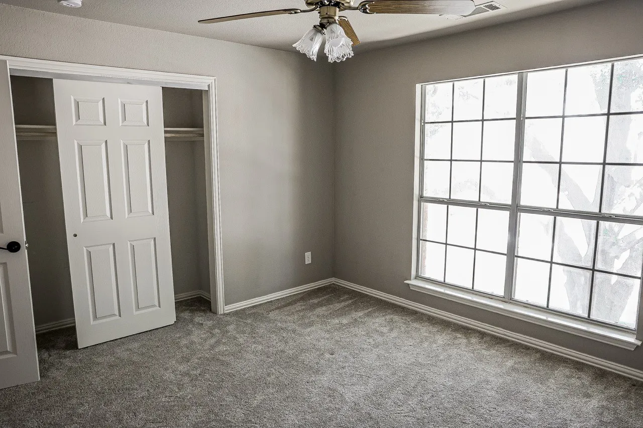 Single Family Residence For Rent in Collin County , 6308 Old York Drive, Plano, Texas 75093, 5 Bedroom, 4 Bathroom, 2 Garage spaces, 3,566 Sqft, built in 1993, mls#21377361, Real Estate Agent in Plano, Homes For Rent in Collin county, Homes For Rent in Plano, Realtor in Plano Texas, Real Estate Brokerage Independent Realty Texas, Luminita Cordes Realtor