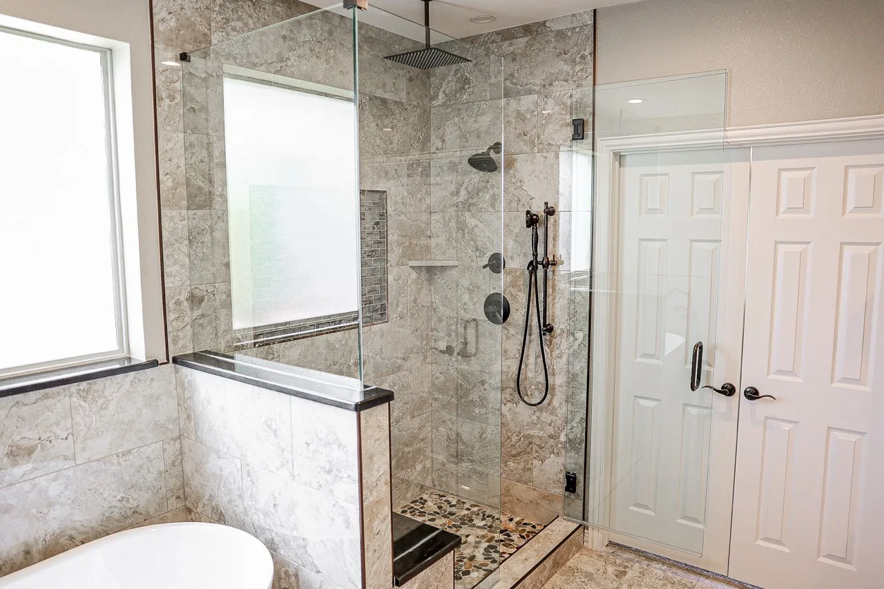 Single Family Residence For Rent in Collin County , 6308 Old York Drive, Plano, Texas 75093, 5 Bedroom, 4 Bathroom, 2 Garage spaces, 3,566 Sqft, built in 1993, mls#21377361, Real Estate Agent in Plano, Homes For Rent in Collin county, Homes For Rent in Plano, Realtor in Plano Texas, Real Estate Brokerage Independent Realty Texas, Luminita Cordes Realtor