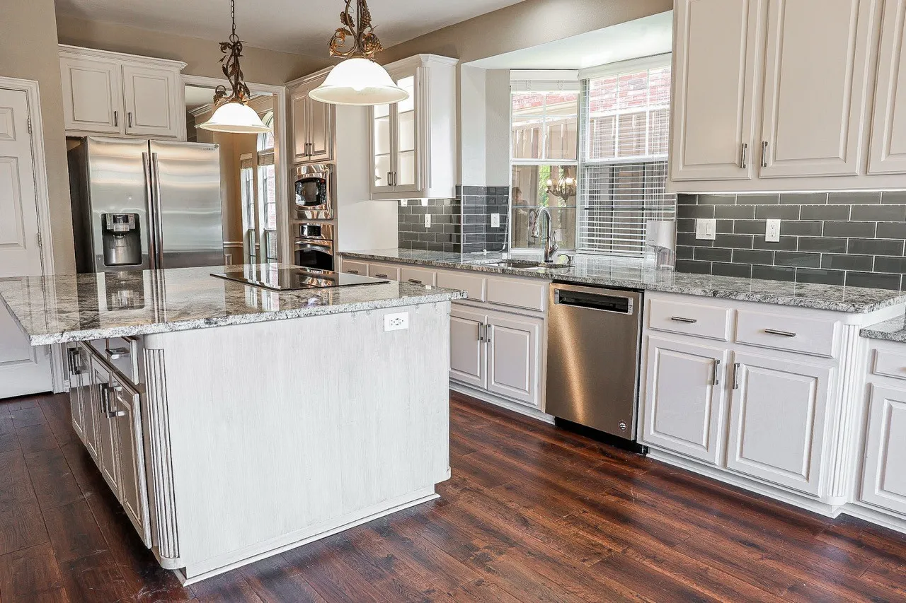Single Family Residence For Rent in Collin County , 6308 Old York Drive, Plano, Texas 75093, 5 Bedroom, 4 Bathroom, 2 Garage spaces, 3,566 Sqft, built in 1993, mls#21377361, Real Estate Agent in Plano, Homes For Rent in Collin county, Homes For Rent in Plano, Realtor in Plano Texas, Real Estate Brokerage Independent Realty Texas, Luminita Cordes Realtor