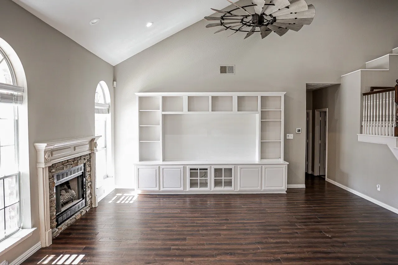 Single Family Residence For Rent in Collin County , 6308 Old York Drive, Plano, Texas 75093, 5 Bedroom, 4 Bathroom, 2 Garage spaces, 3,566 Sqft, built in 1993, mls#21377361, Real Estate Agent in Plano, Homes For Rent in Collin county, Homes For Rent in Plano, Realtor in Plano Texas, Real Estate Brokerage Independent Realty Texas, Luminita Cordes Realtor