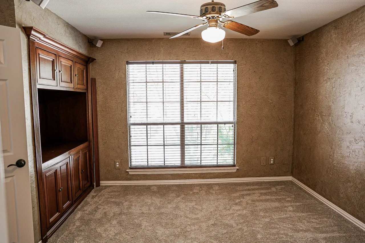 Single Family Residence For Rent in Collin County , 6308 Old York Drive, Plano, Texas 75093, 5 Bedroom, 4 Bathroom, 2 Garage spaces, 3,566 Sqft, built in 1993, mls#21377361, Real Estate Agent in Plano, Homes For Rent in Collin county, Homes For Rent in Plano, Realtor in Plano Texas, Real Estate Brokerage Independent Realty Texas, Luminita Cordes Realtor