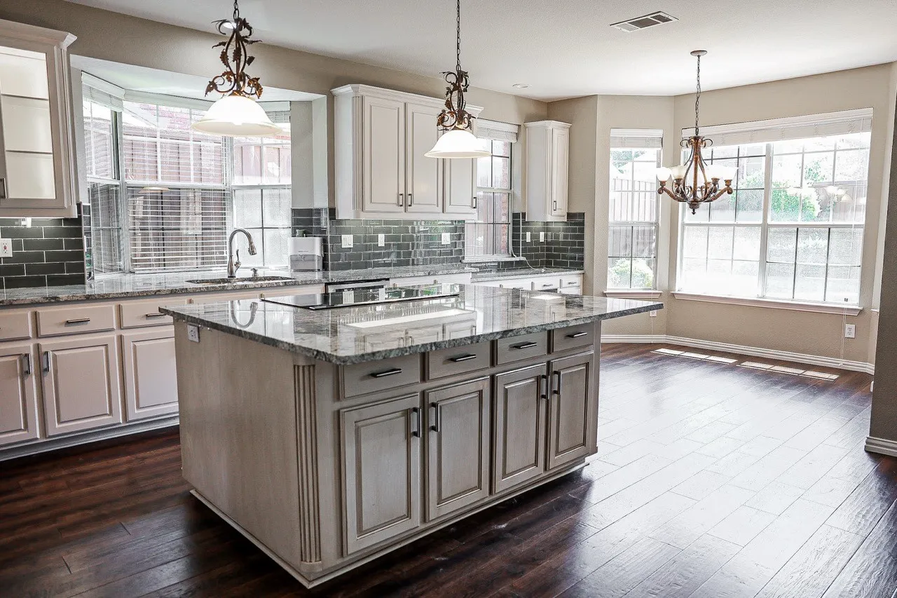 Single Family Residence For Rent in Collin County , 6308 Old York Drive, Plano, Texas 75093, 5 Bedroom, 4 Bathroom, 2 Garage spaces, 3,566 Sqft, built in 1993, mls#21377361, Real Estate Agent in Plano, Homes For Rent in Collin county, Homes For Rent in Plano, Realtor in Plano Texas, Real Estate Brokerage Independent Realty Texas, Luminita Cordes Realtor