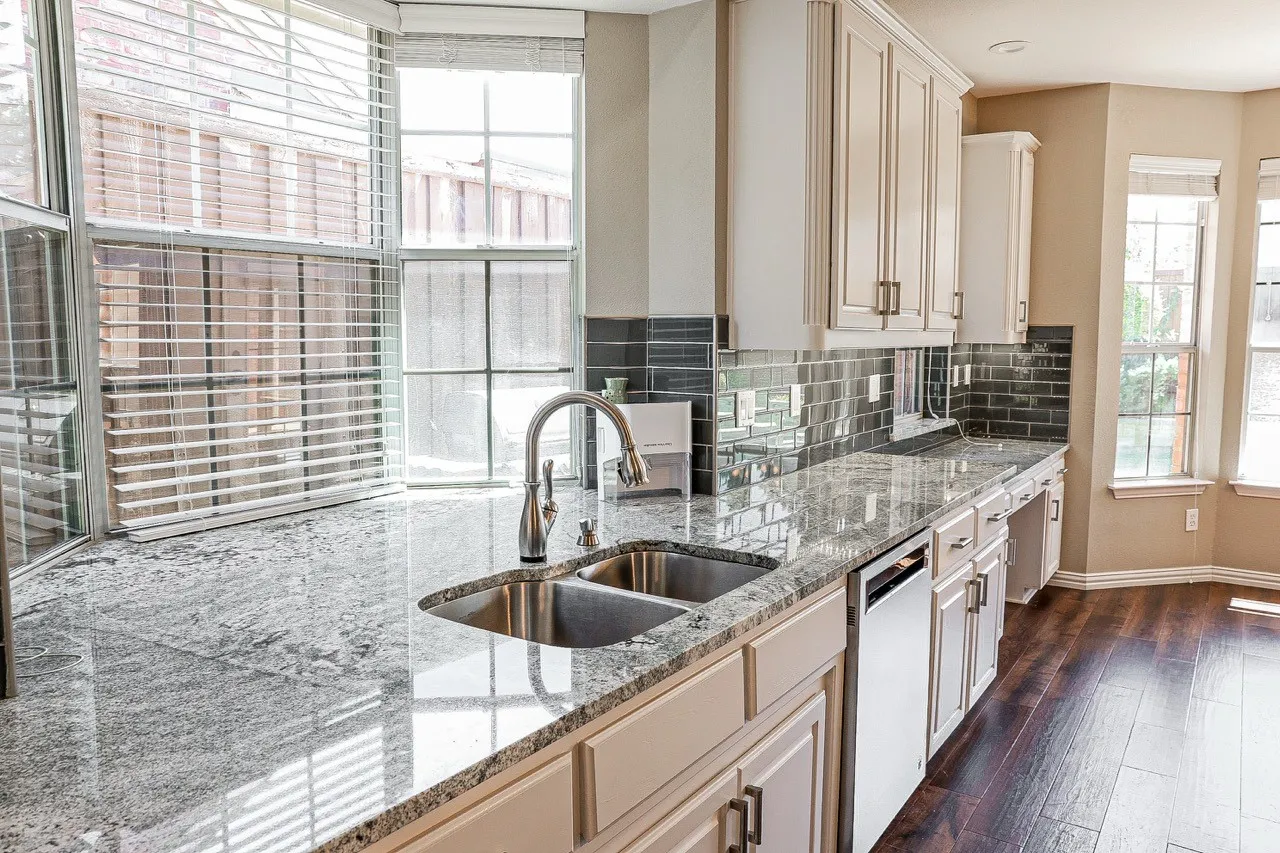 Single Family Residence For Rent in Collin County , 6308 Old York Drive, Plano, Texas 75093, 5 Bedroom, 4 Bathroom, 2 Garage spaces, 3,566 Sqft, built in 1993, mls#21377361, Real Estate Agent in Plano, Homes For Rent in Collin county, Homes For Rent in Plano, Realtor in Plano Texas, Real Estate Brokerage Independent Realty Texas, Luminita Cordes Realtor