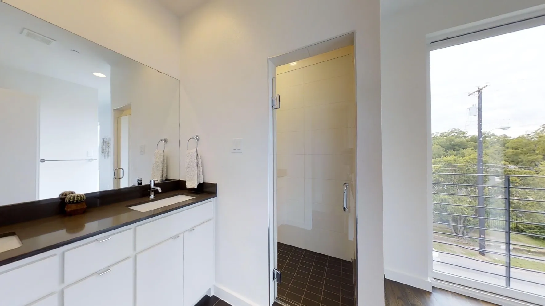 Townhouse For Rent in Dallas County , 4905 Live Oak Street C, Dallas, Texas 75206, 2 Bedroom, 3 Bathroom, 2 Garage spaces, 1,444 Sqft, built in 2016, mls#21377536, Real Estate Agent in Dallas, Homes For Rent in Dallas county, Homes For Rent in Dallas, Realtor in Dallas Texas, Real Estate Brokerage Independent Realty Texas, Luminita Cordes Realtor