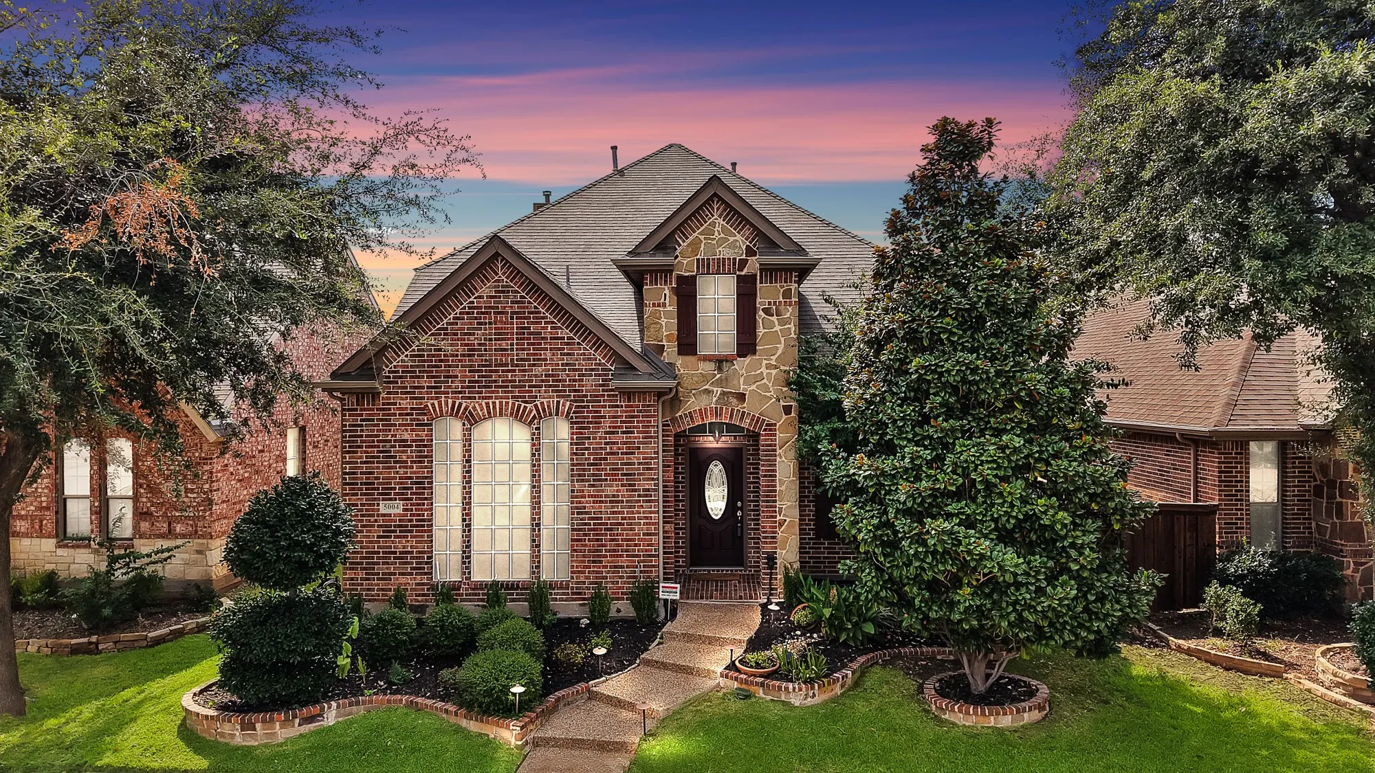 Single Family Residence For Sale in Collin County , 5004 Westport Drive, Mc Kinney, Texas 75070, 3 Bedroom, 3 Bathroom, 2 Garage spaces, 2,870 Sqft, built in 2008, mls#21368090, Real Estate Agent in Mc Kinney, Homes For Sale in Collin county, Homes For Sale in Mc Kinney, Realtor in Mc Kinney Texas, Real Estate Brokerage Independent Realty Texas, Luminita Cordes Realtor