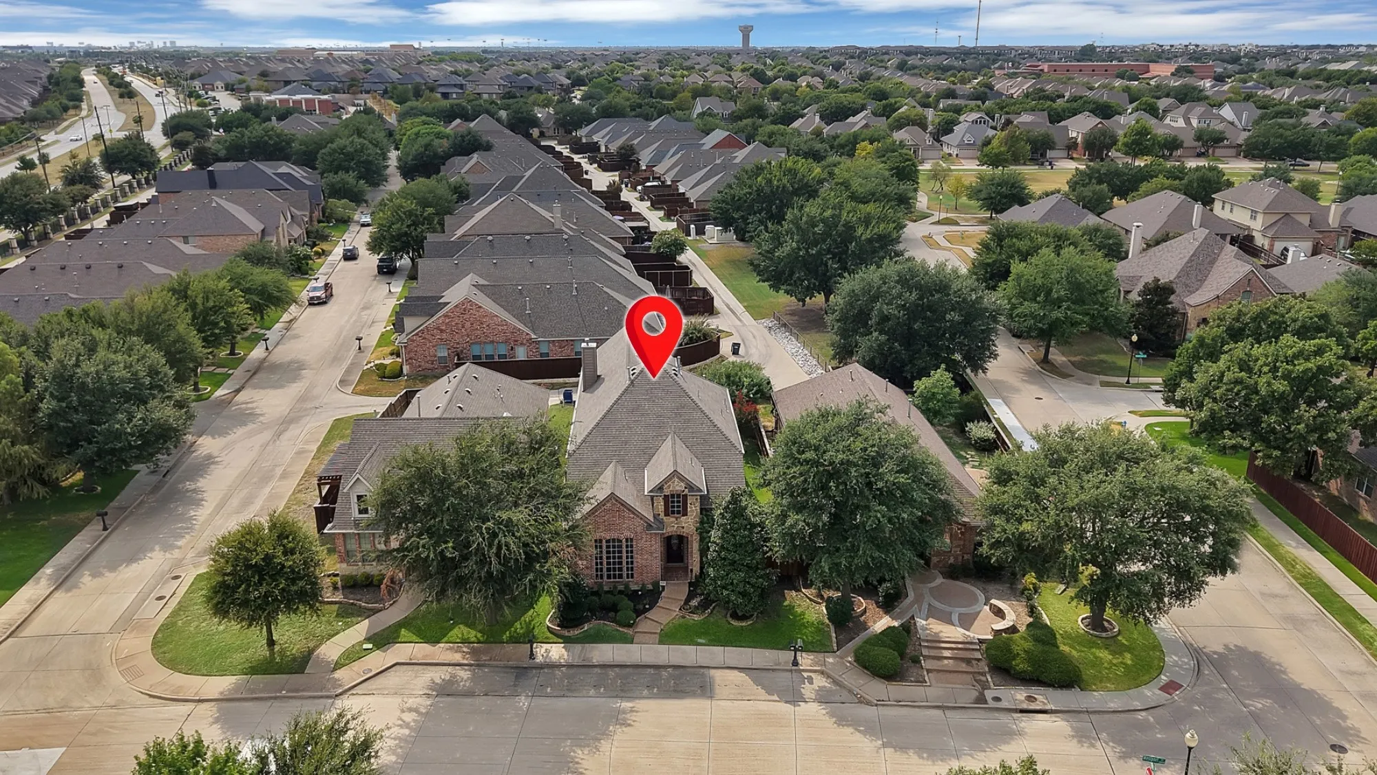 Single Family Residence For Sale in Collin County , 5004 Westport Drive, Mc Kinney, Texas 75070, 3 Bedroom, 3 Bathroom, 2 Garage spaces, 2,870 Sqft, built in 2008, mls#21368090, Real Estate Agent in Mc Kinney, Homes For Sale in Collin county, Homes For Sale in Mc Kinney, Realtor in Mc Kinney Texas, Real Estate Brokerage Independent Realty Texas, Luminita Cordes Realtor